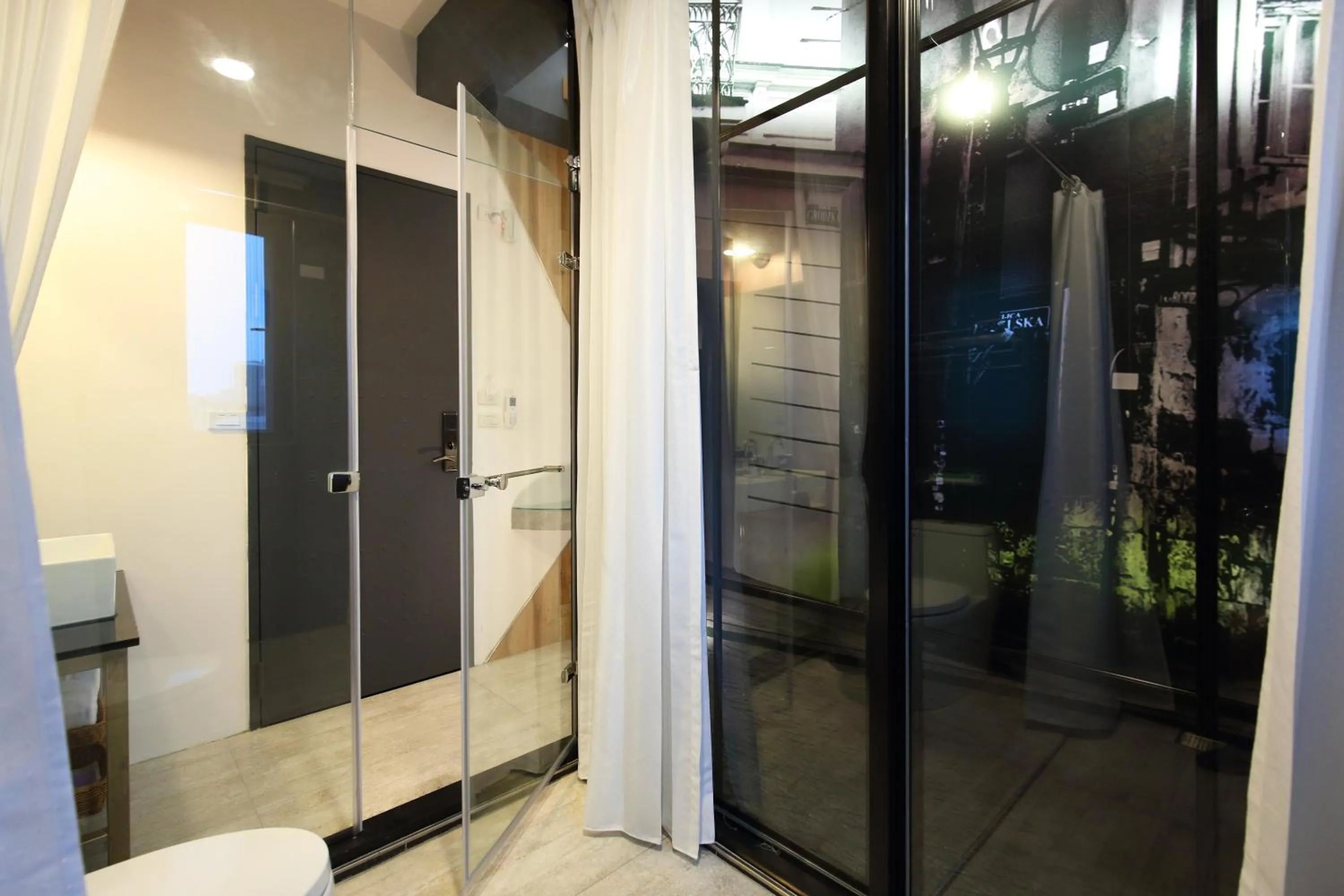 指南針民宿2178 & 工殿民宿2182