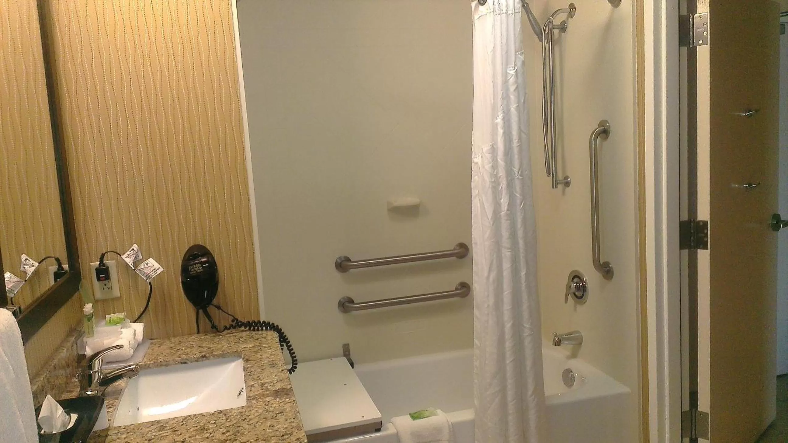 Holiday Inn Express & Suites - Smithfield/Selma by IHG