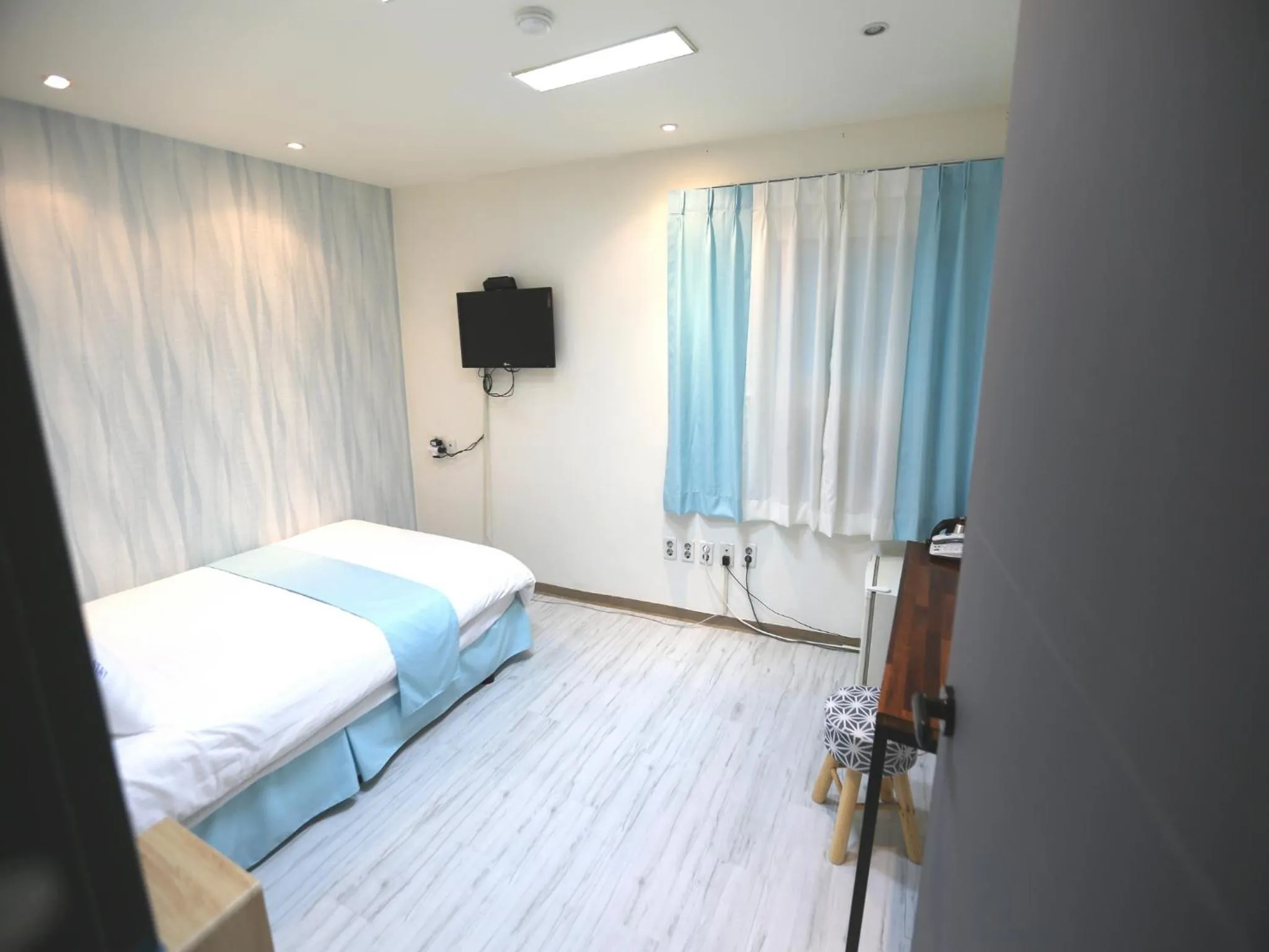 Bed in Must Stay Hotel Myeongdong