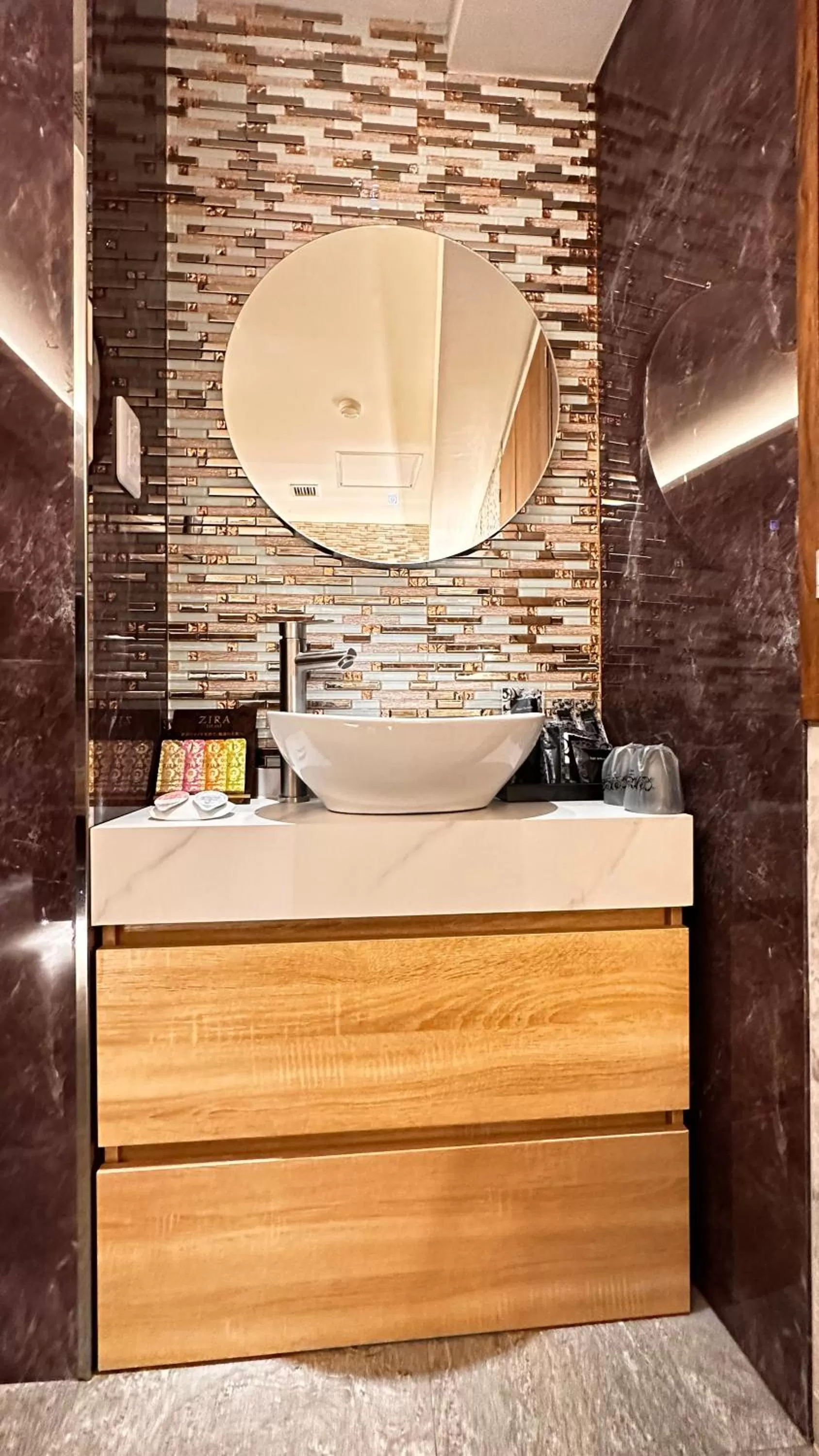 Decorative detail in Sakura Bella Ikebukuro