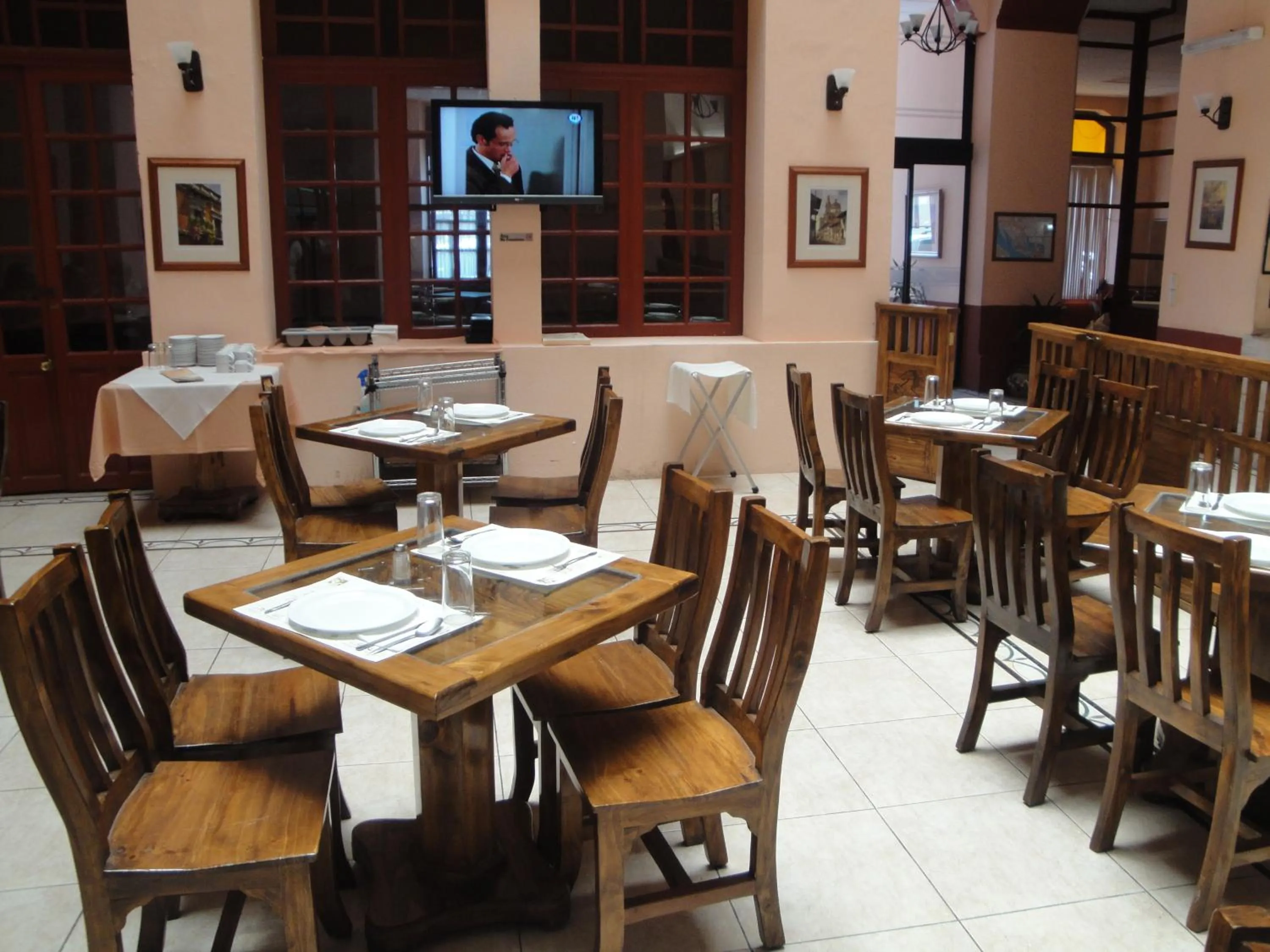 Restaurant/places to eat in Hotel San Angel