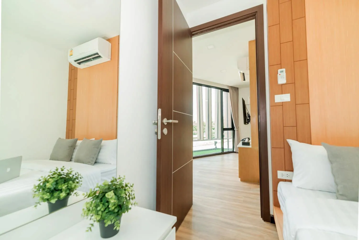 Bedroom, Bed in Pause and Play Hotel