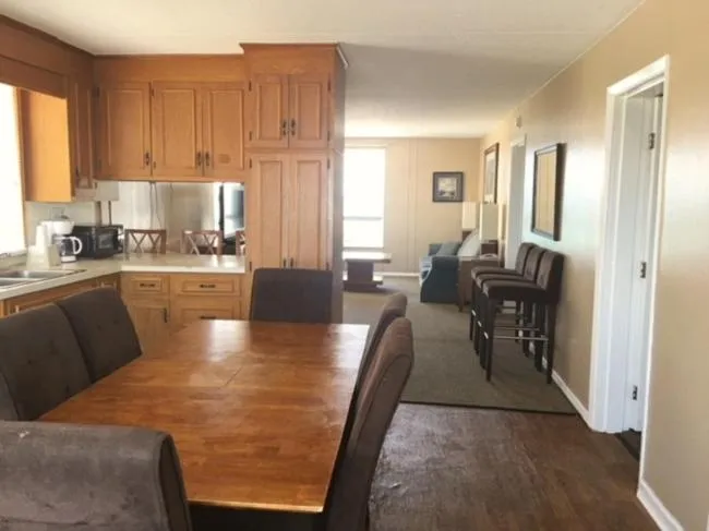 Polynesian Oceanfront Hotel