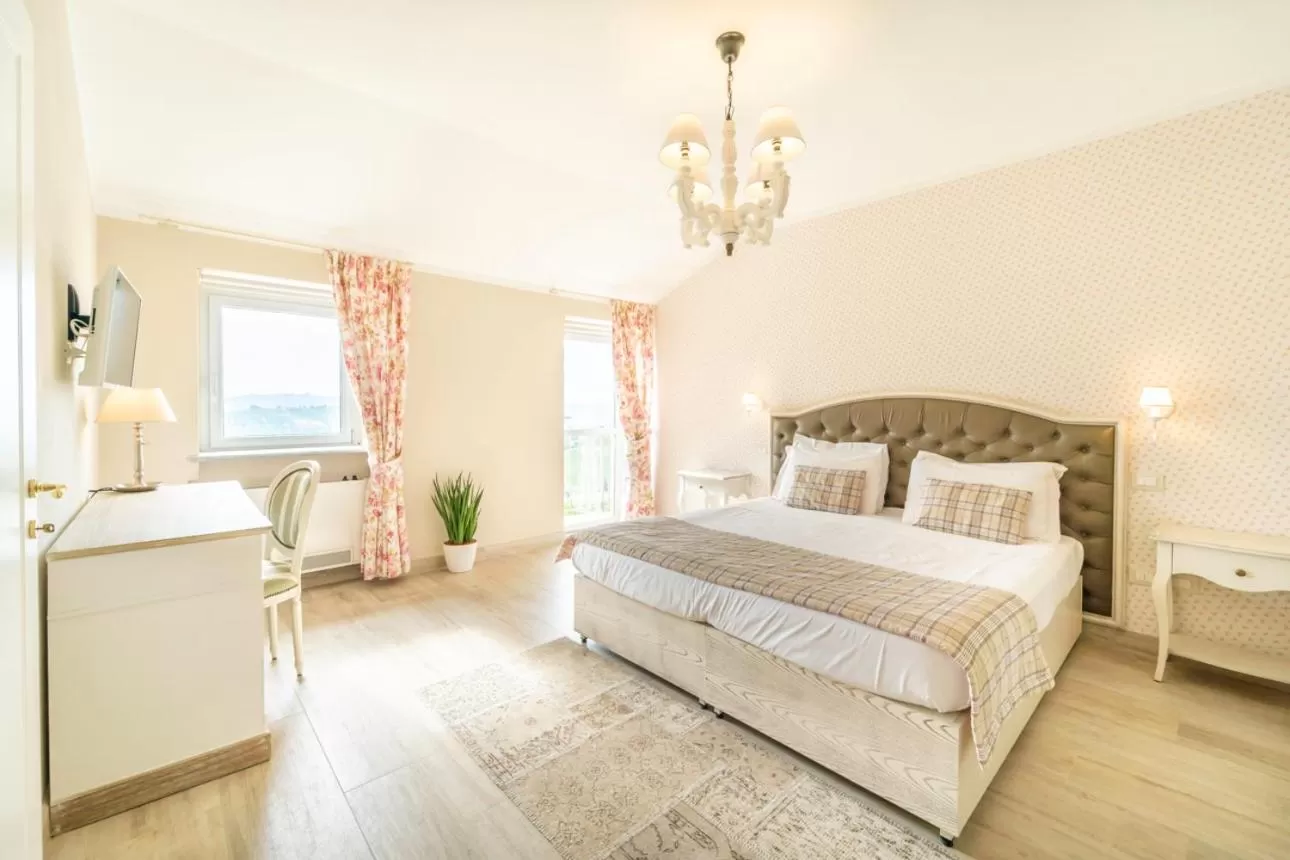 Bed in Borgo Vecchio Locanda di Charme