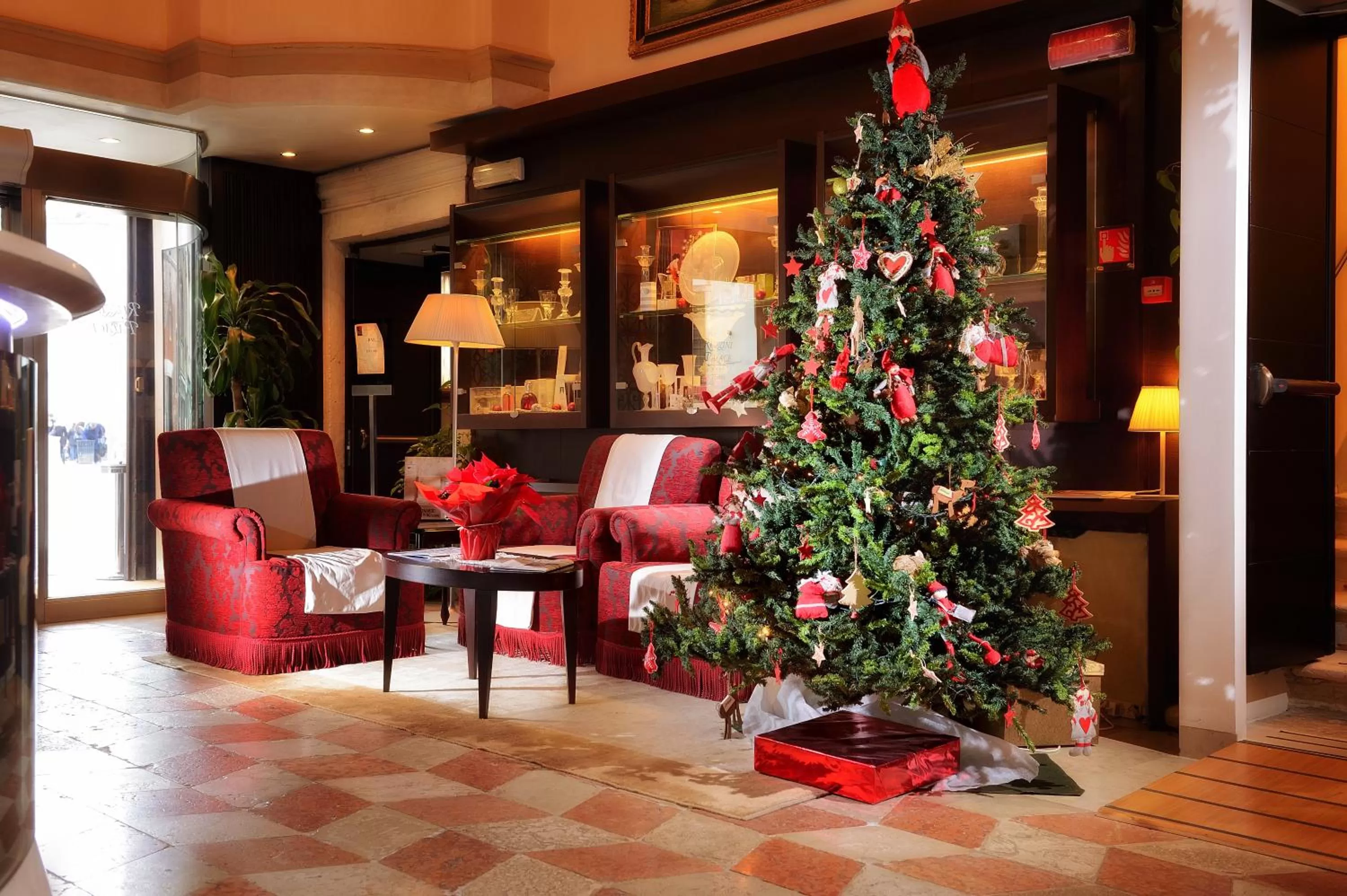 Decorative detail in Ruzzini Palace Hotel