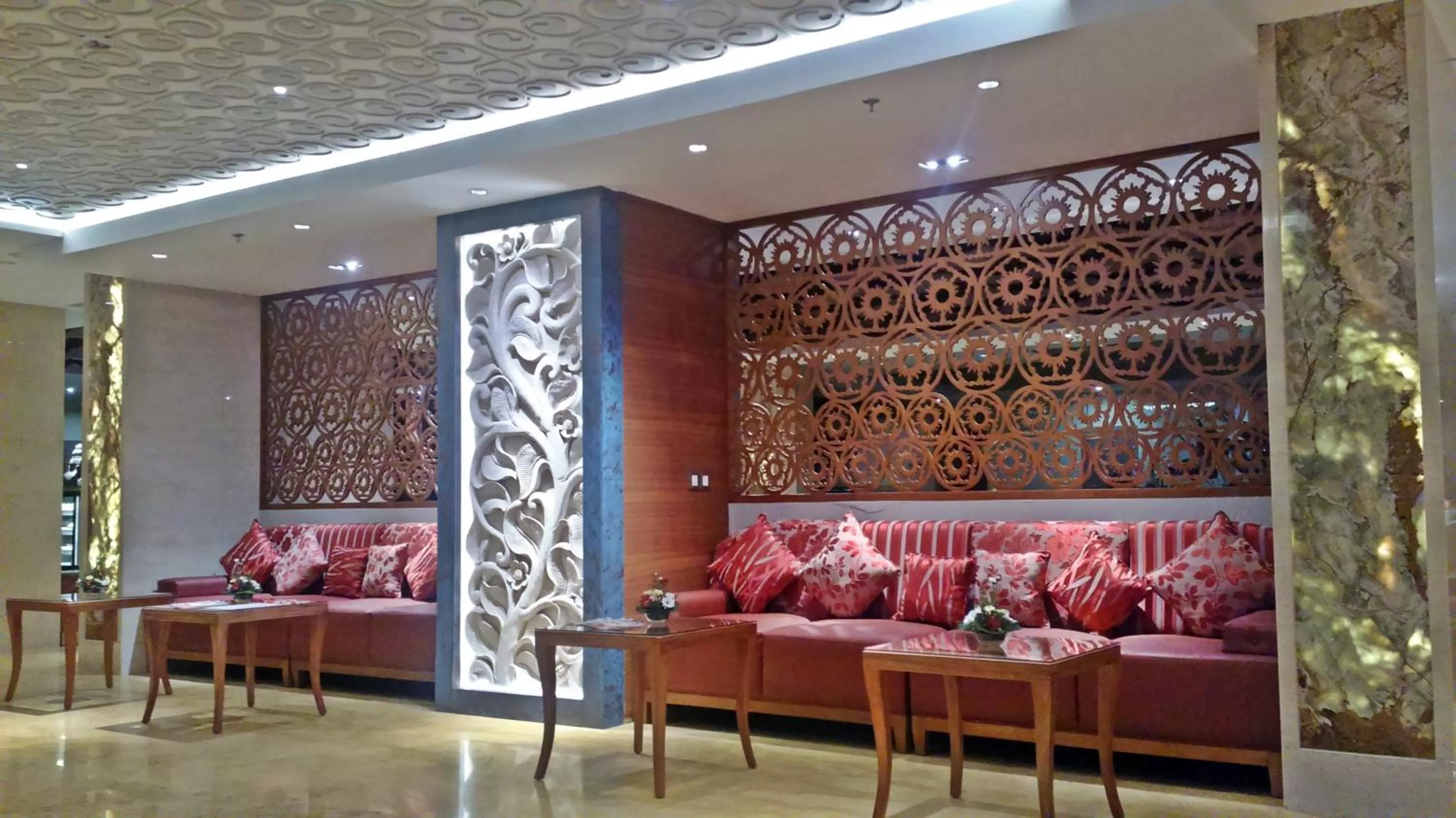 Facade/entrance in SenS Hotel and Spa