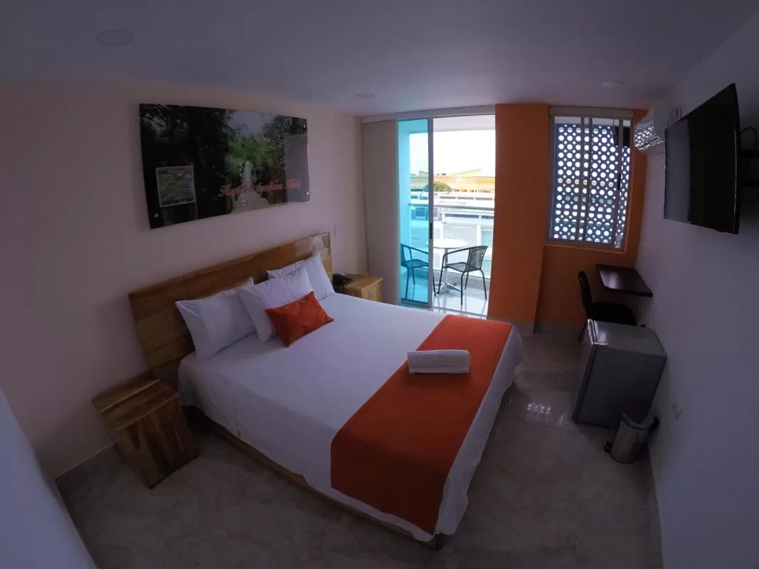 Kamaleb Farallones Hotel