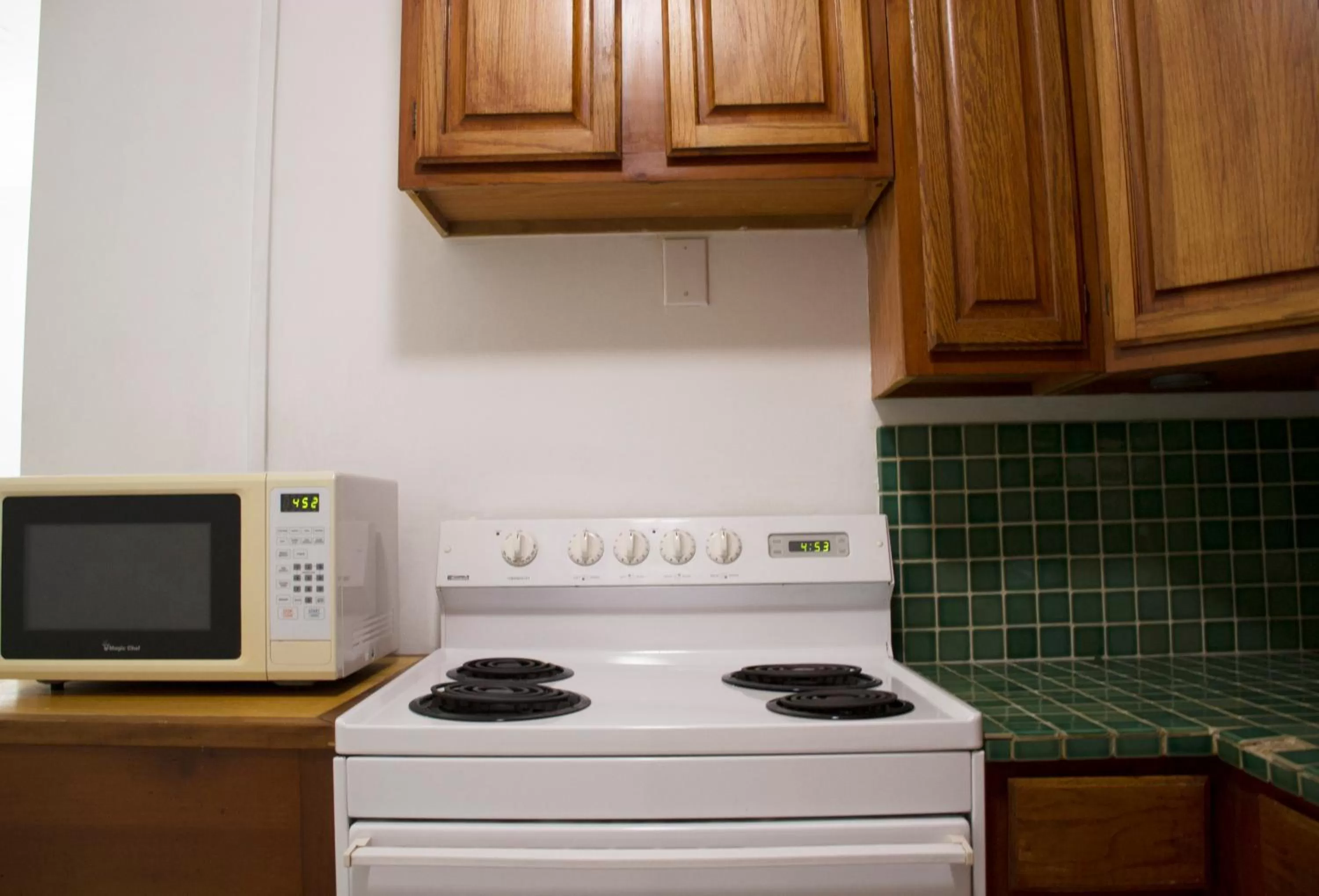 Kitchen or kitchenette in Duval House