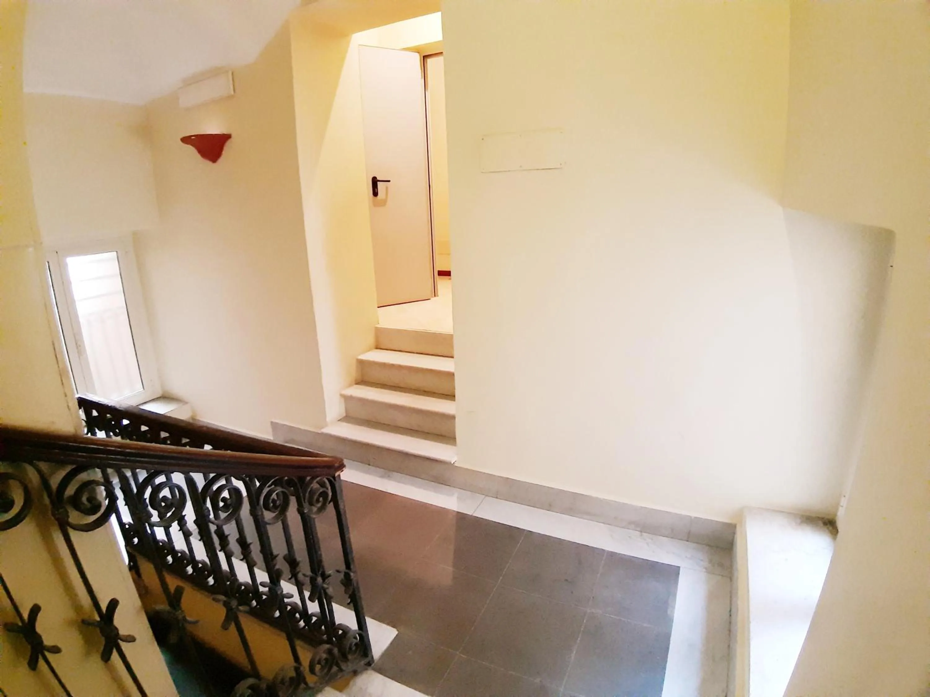 Inner courtyard view in Hotel Mariano