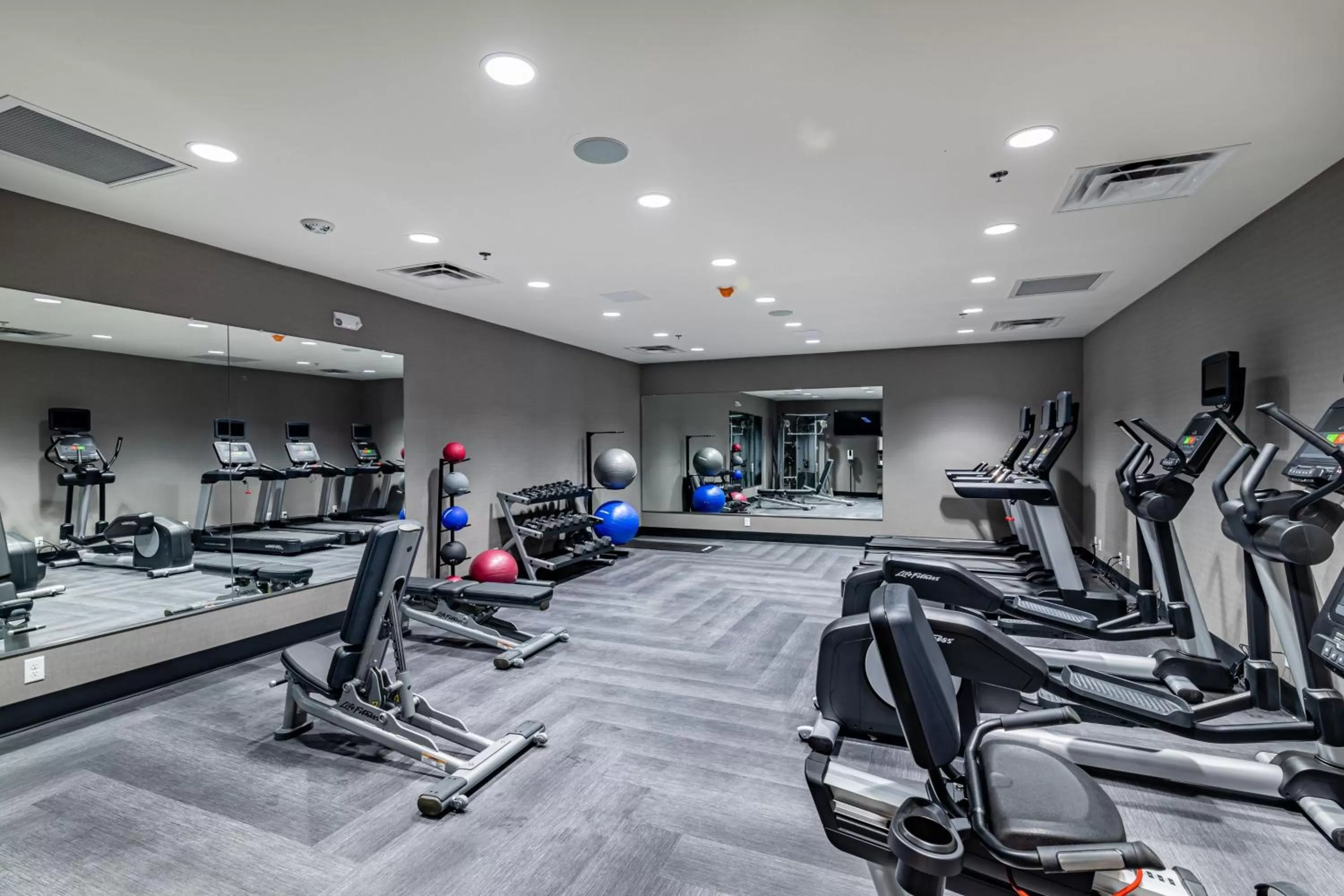 Fitness centre/facilities in Four Points by Sheraton Brunswick