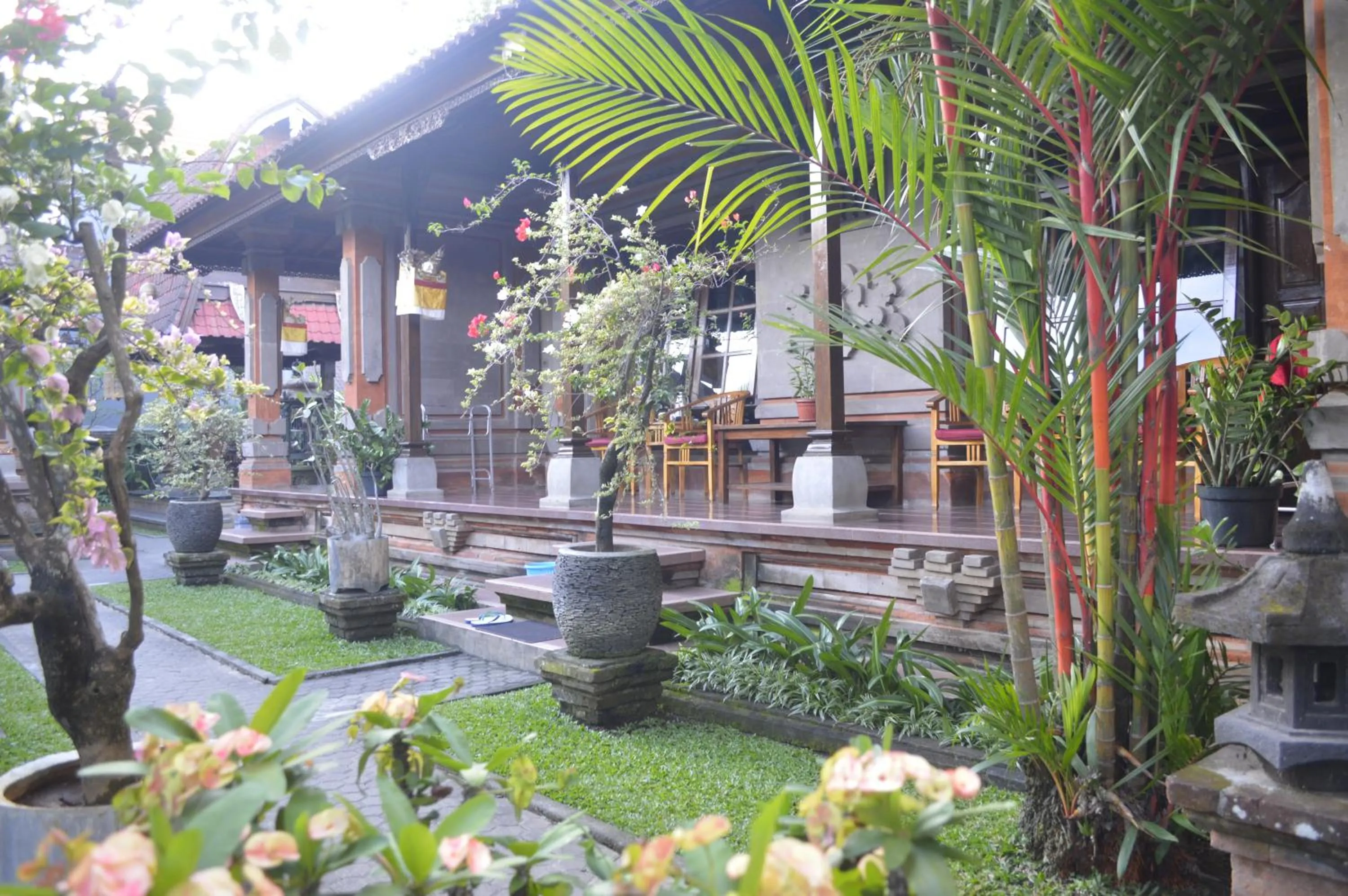 Facade/entrance in Nick's Homestay