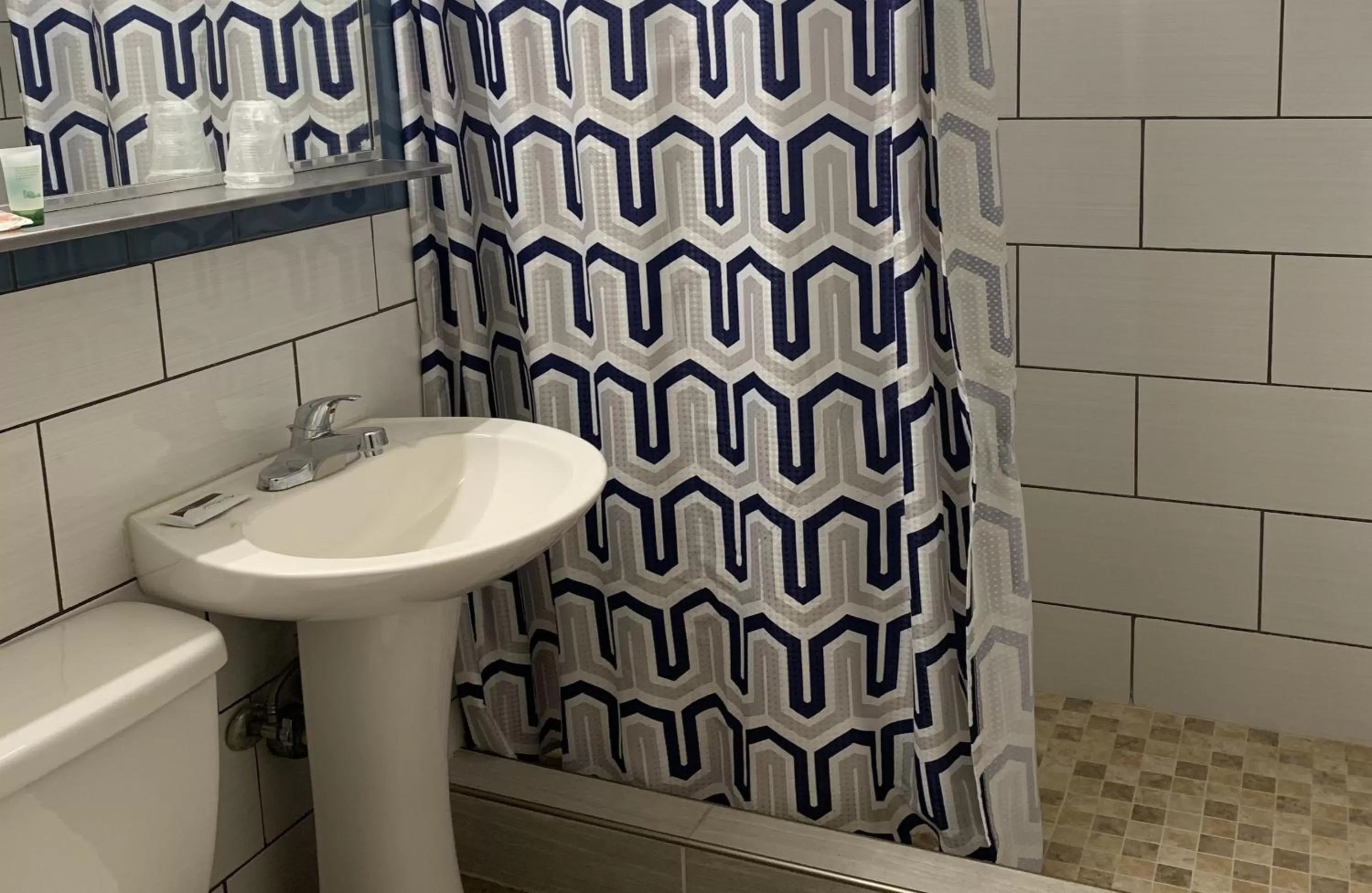 Bathroom in Magnuson Grand Harrisburg