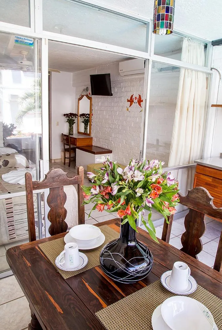 Living room, Bed in Vallartasol Hotel
