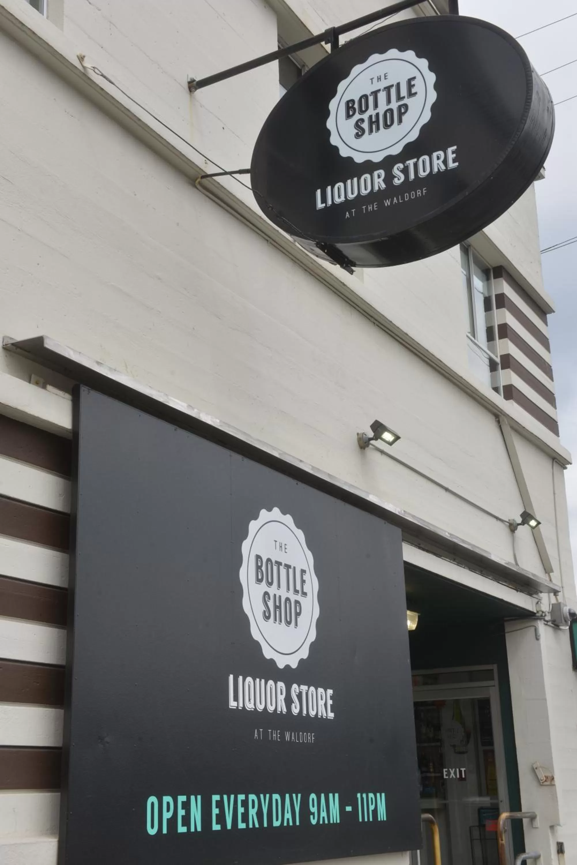 On-site shops in Hotel at the Waldorf