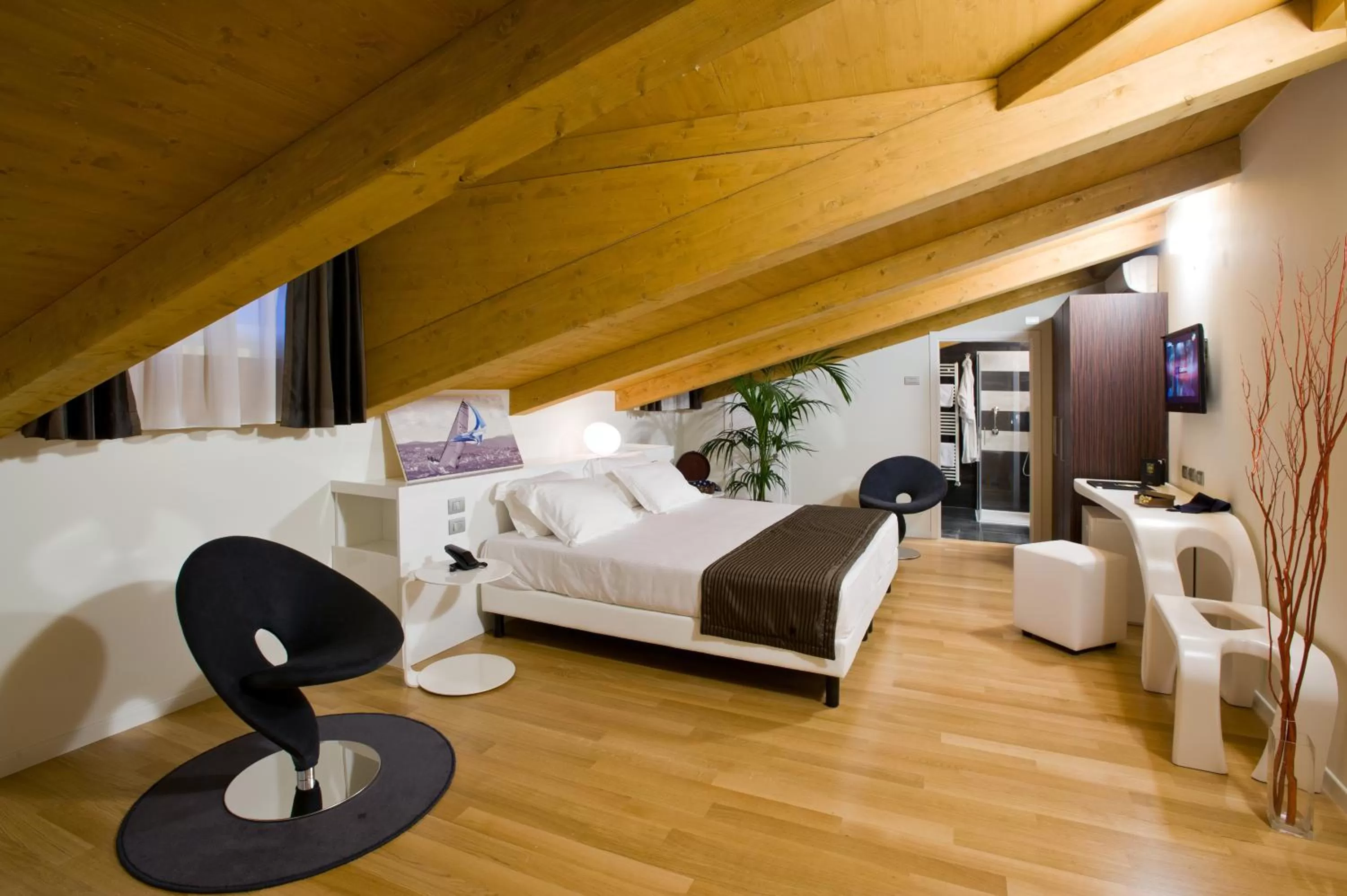 Photo of the whole room in Hotel Coppe Trieste - Boutique Hotel