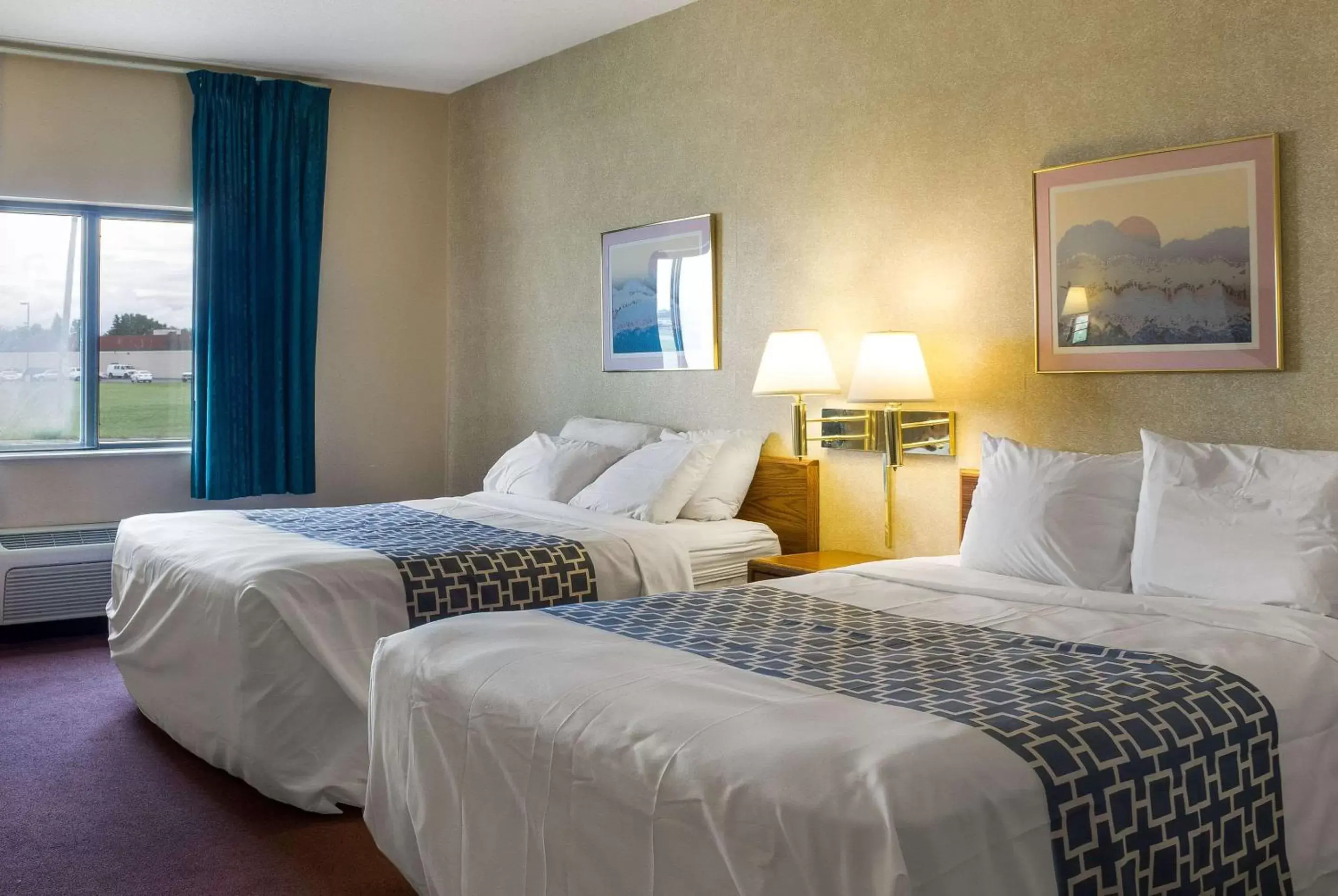 Queen Room with Two Queen Beds - Non-Smoking in Rodeway Inn Wahpeton Queen Room with Two Queen Beds - Non-Smoking in Rodeway Inn Wahpeton