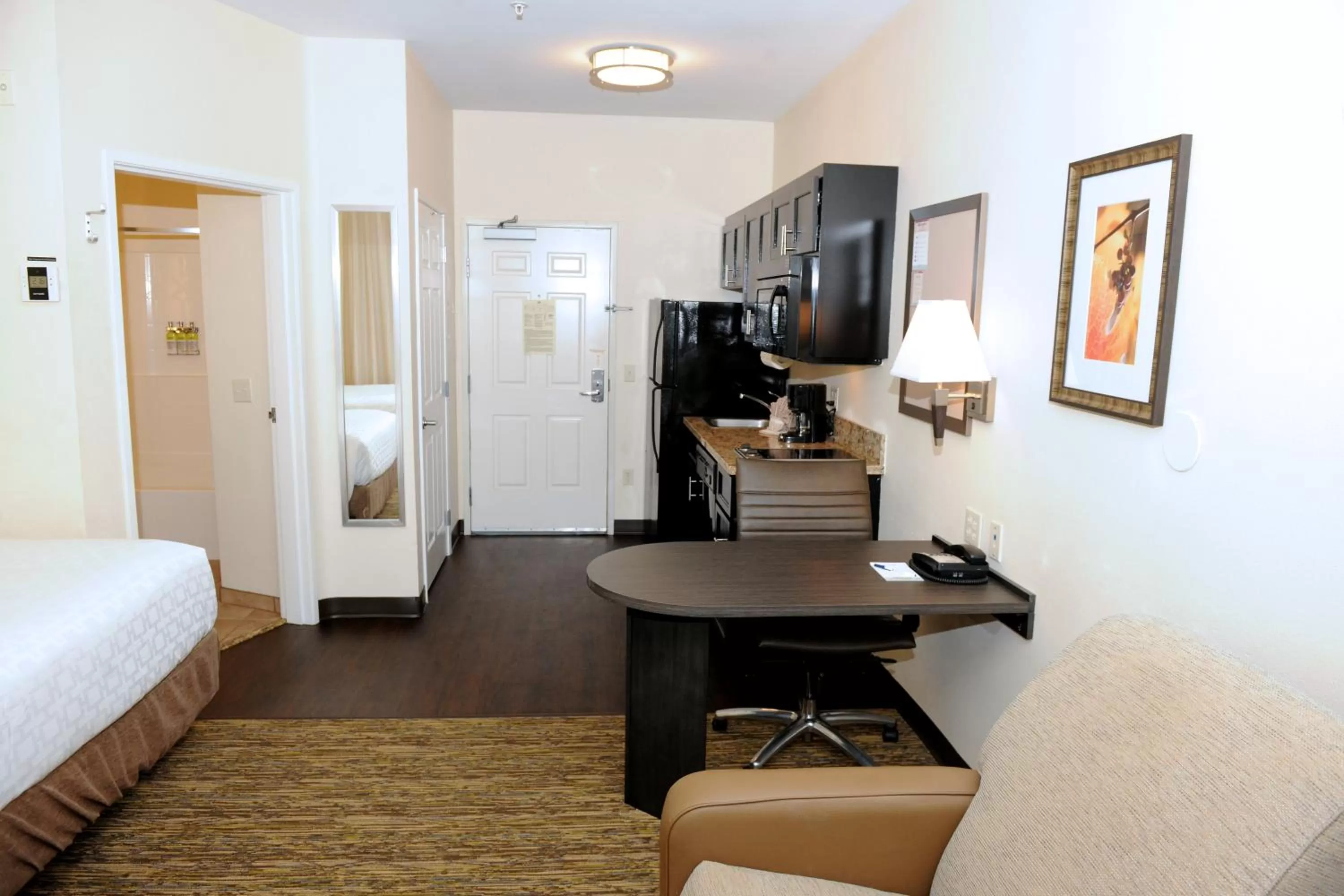 Photo of the whole room, Bed in Candlewood Suites Santa Maria by IHG