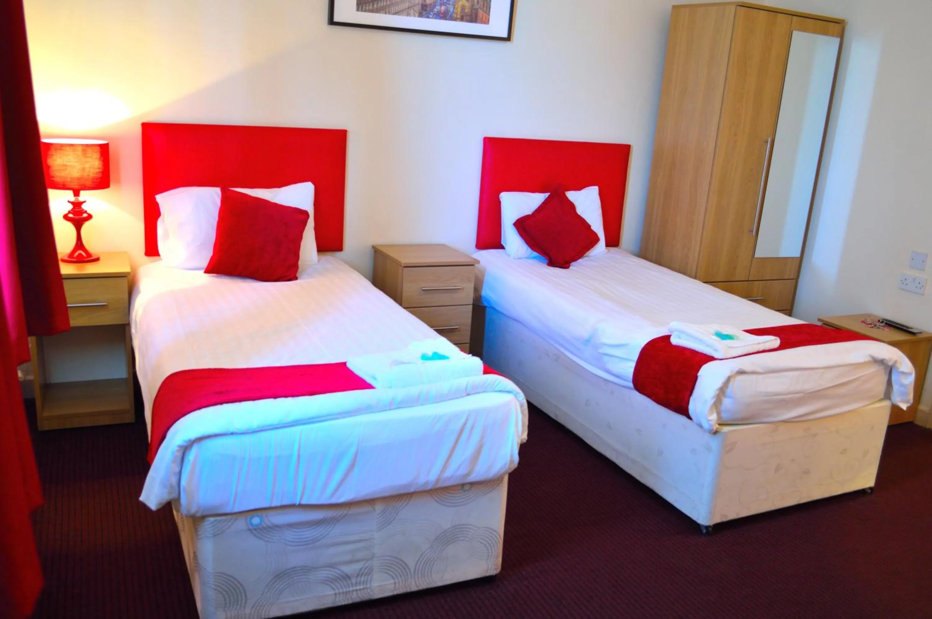 Bedroom, Bed in Hotel Express Newcastle Gateshead