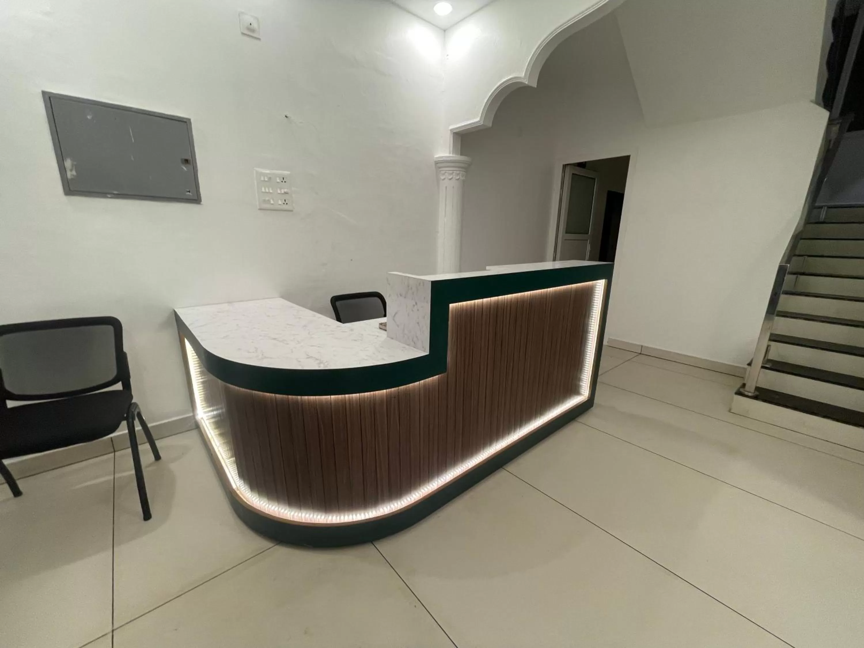 Lobby or reception, Seating Area in Garden Bay Resort