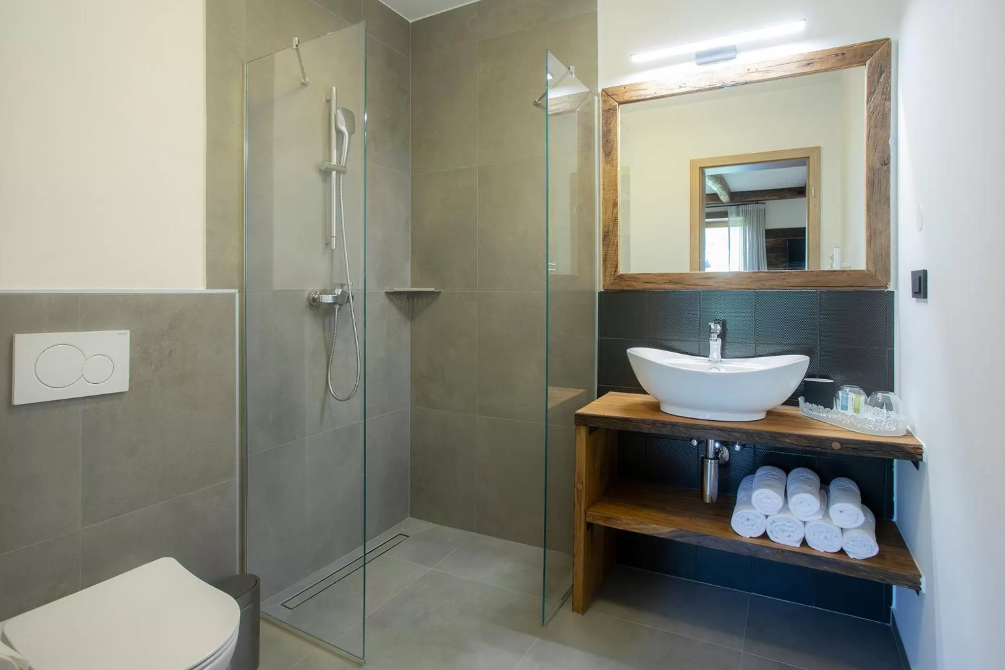 Bathroom in House Troha - Rooms & Apartments