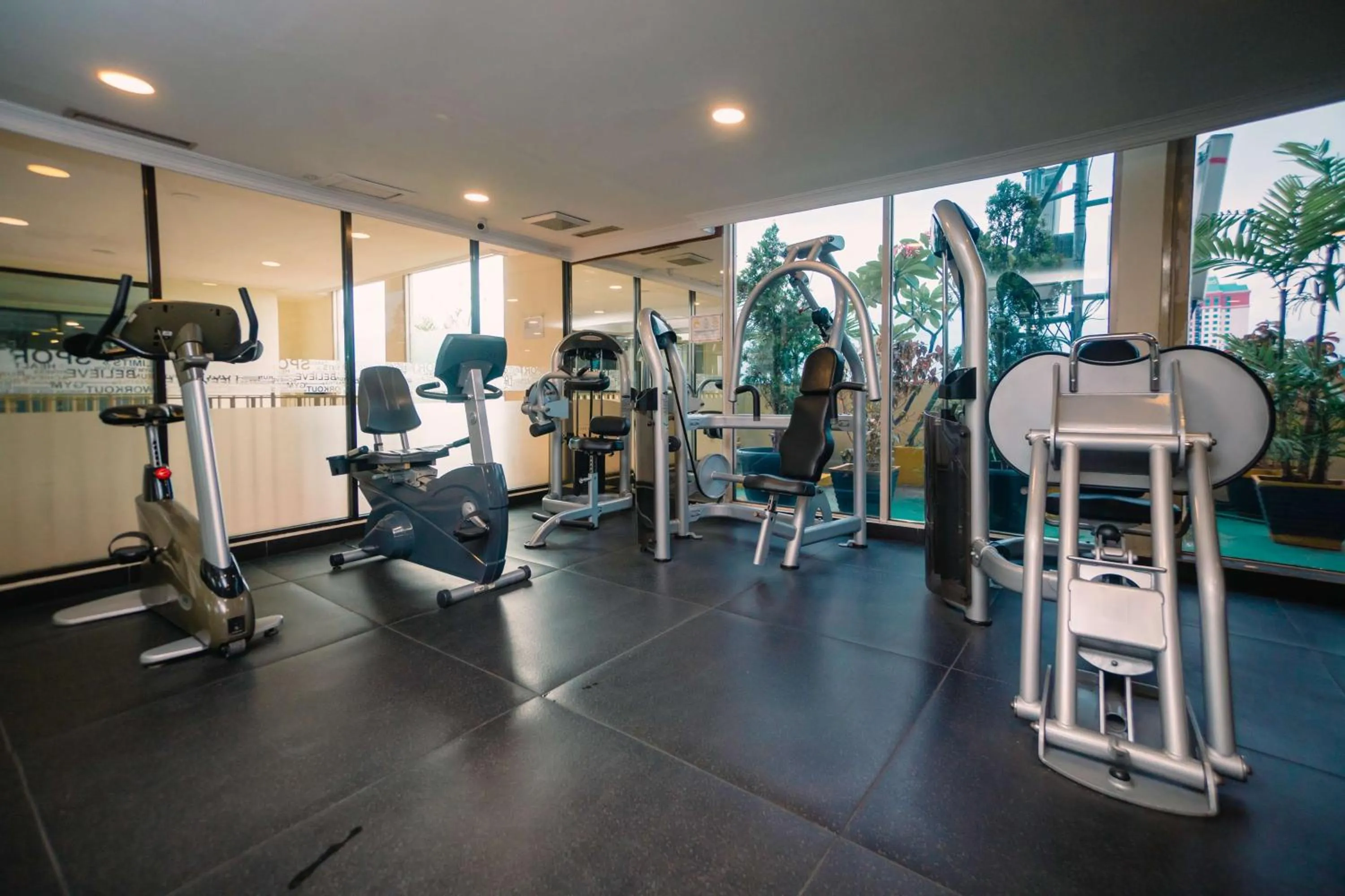 Fitness centre/facilities in Best Western Mangga Dua Hotel & Residence