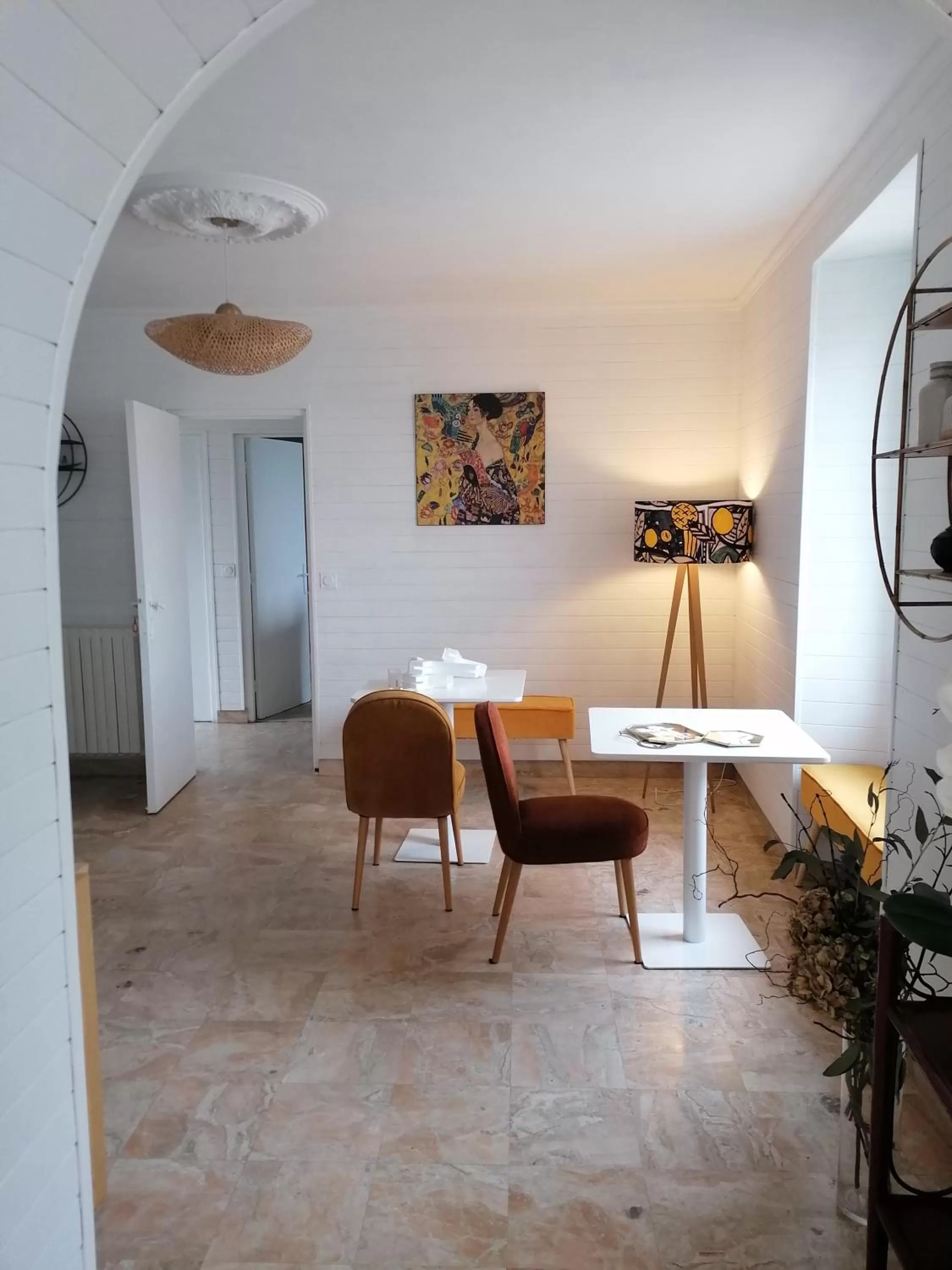 Seating Area in La bulle d'Etel, chambres & spa