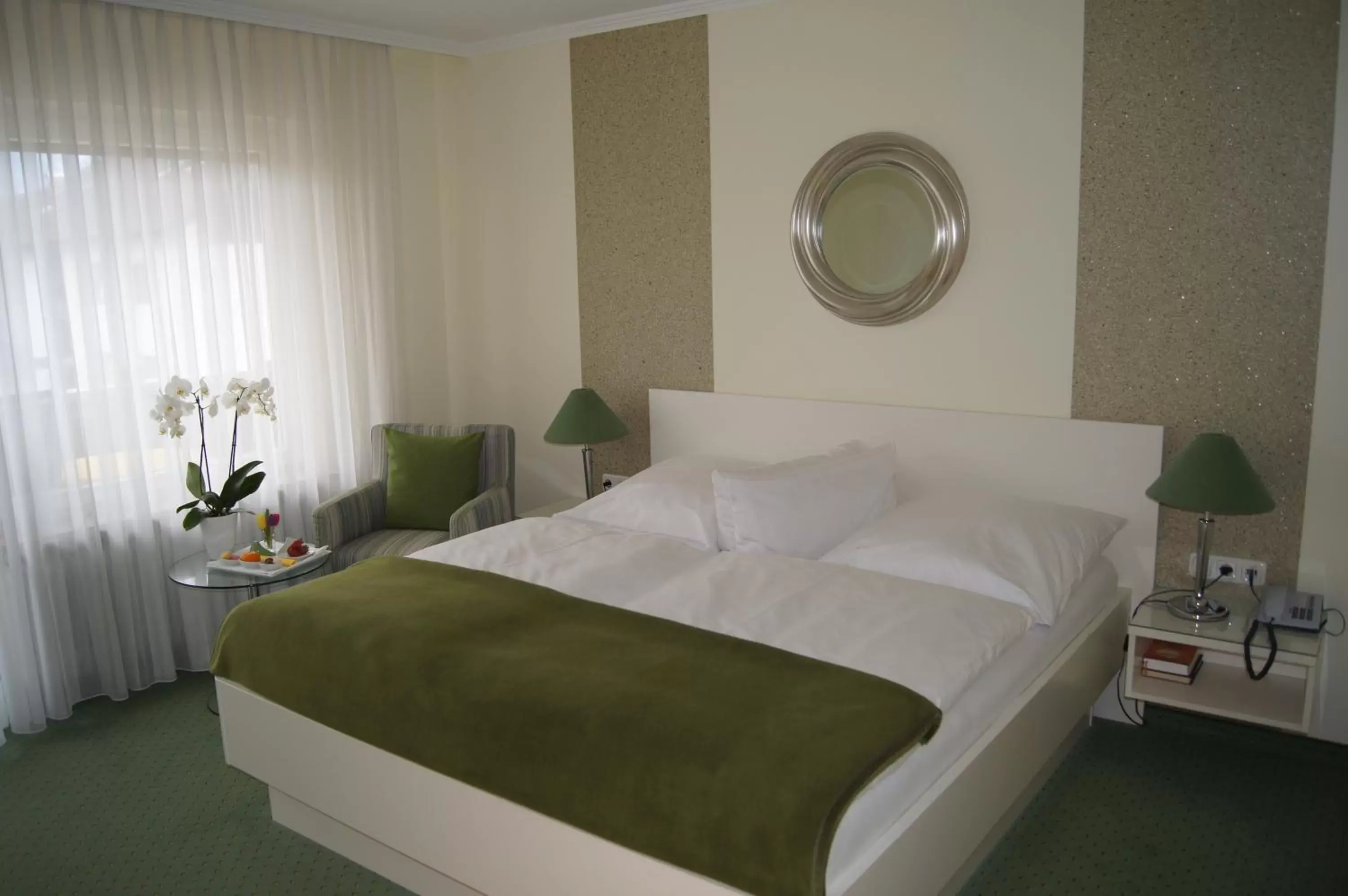 Double Room with Shower in Hotel Christine Double Room with Shower in Hotel Christine