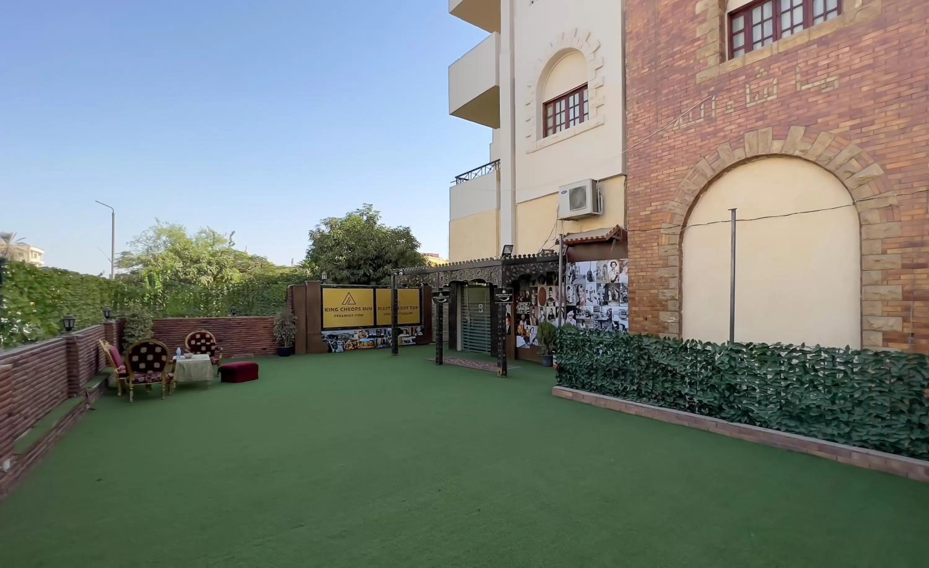 Property Building in King Cheops Inn - Pyramid View