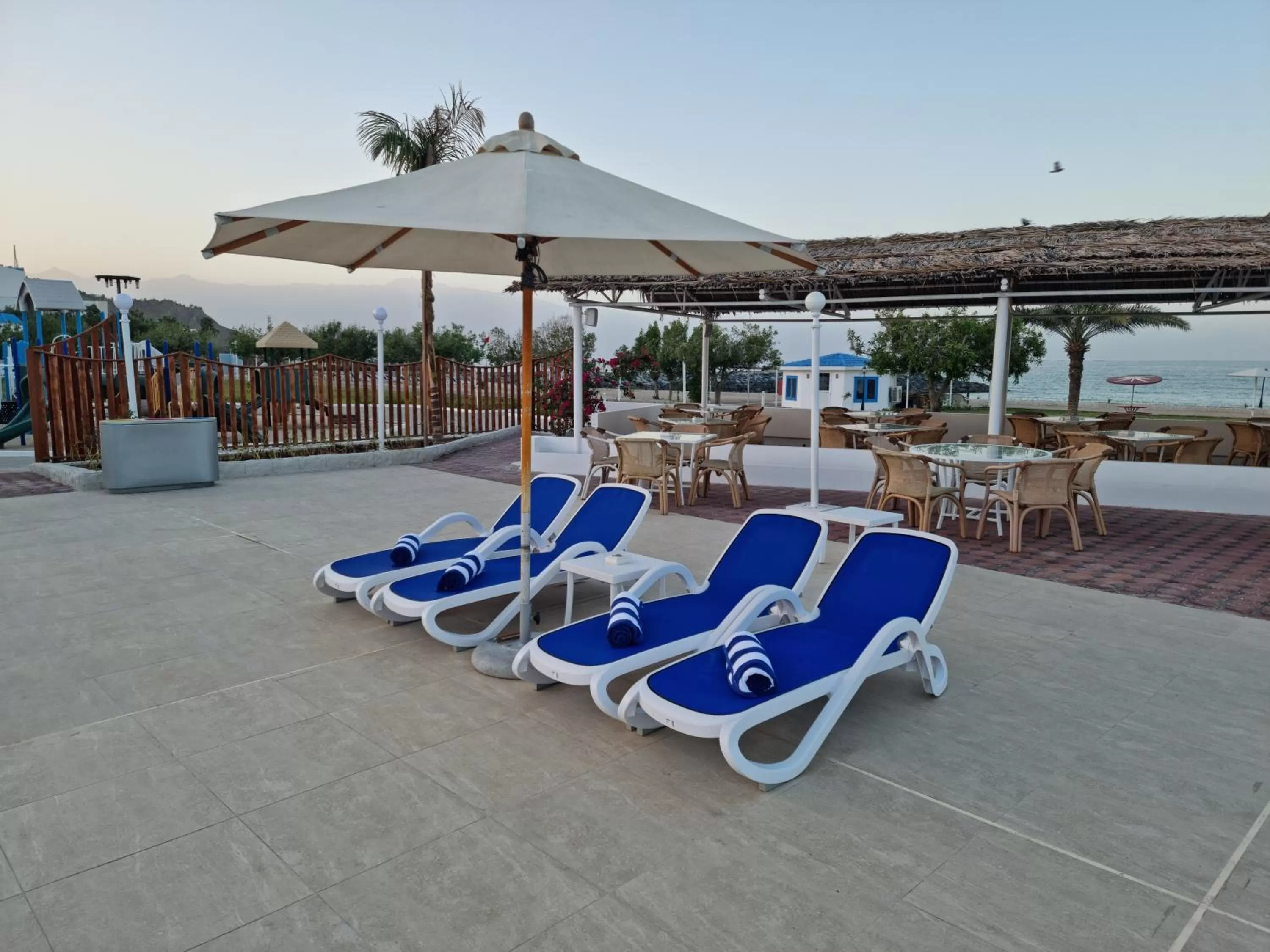 Swimming pool in Holiday Beach Resort