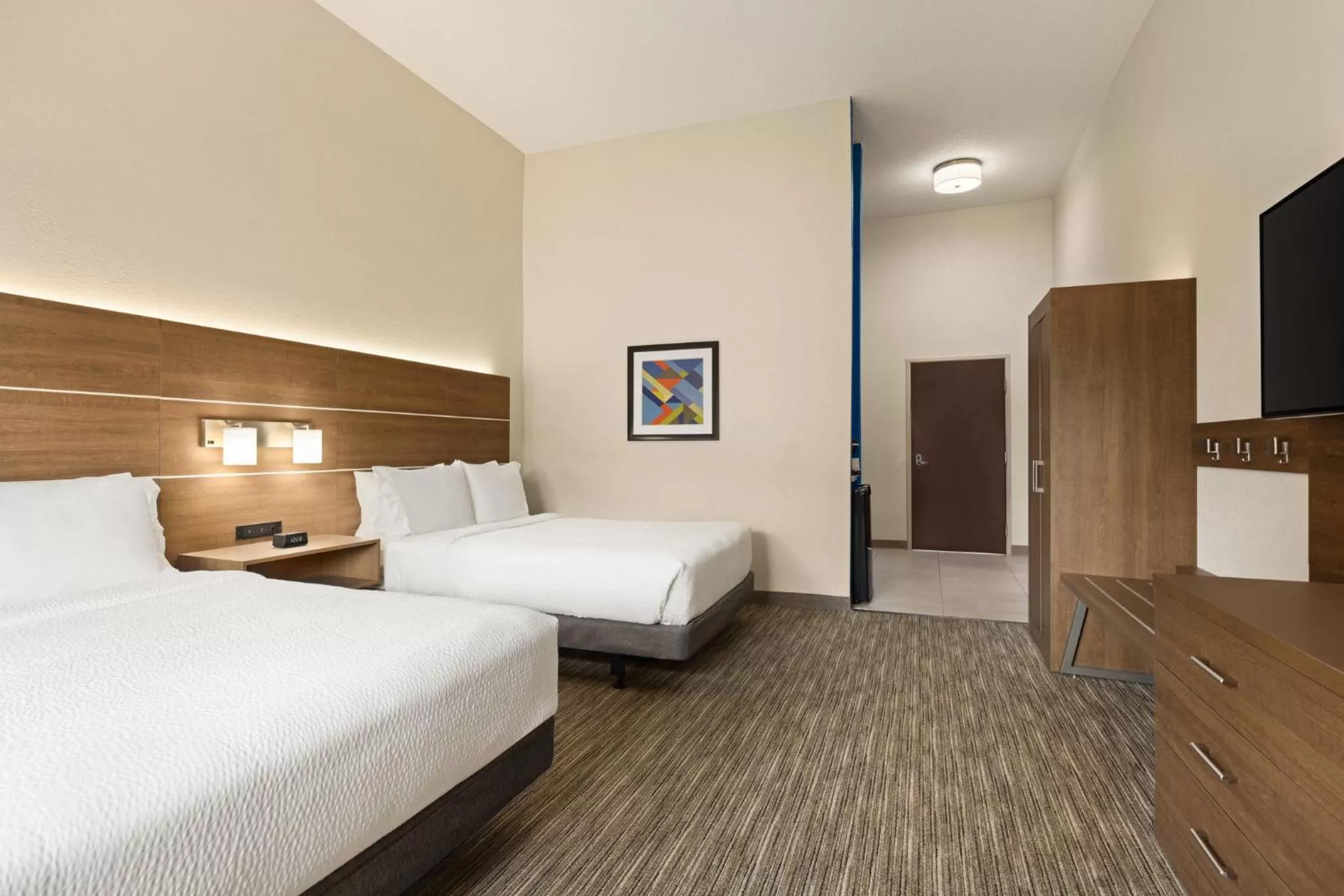 Photo of the whole room in Holiday Inn Express Hotel and Suites Akron South-Airport Area by IHG