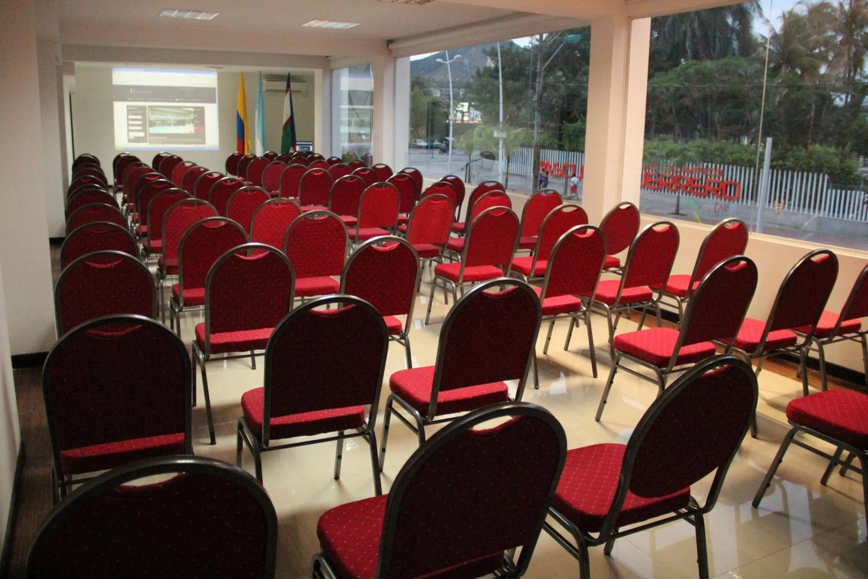 Business facilities in Hotel San Fernando Real