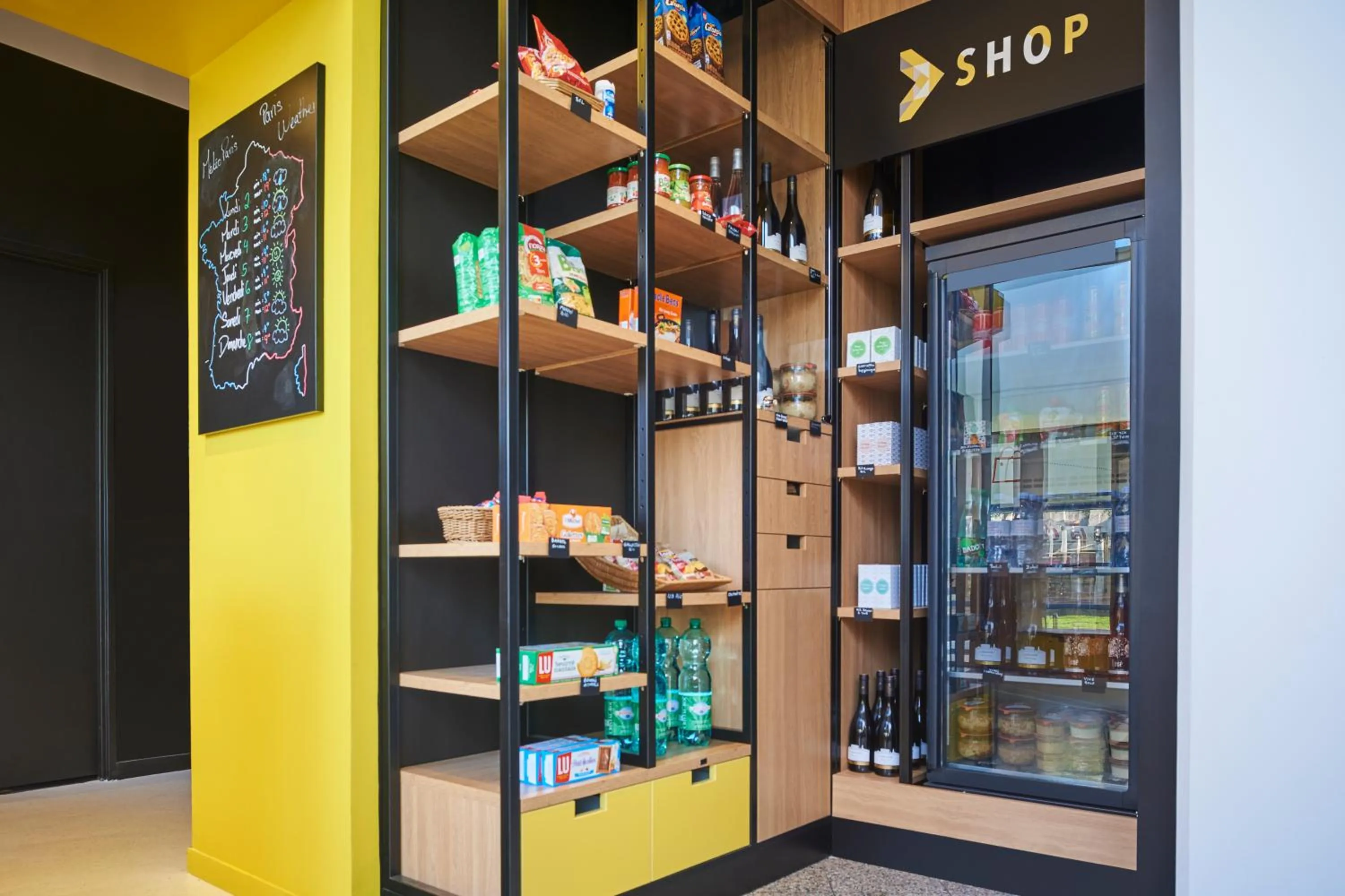 On-site shops in Aparthotel Adagio Access Paris La Villette