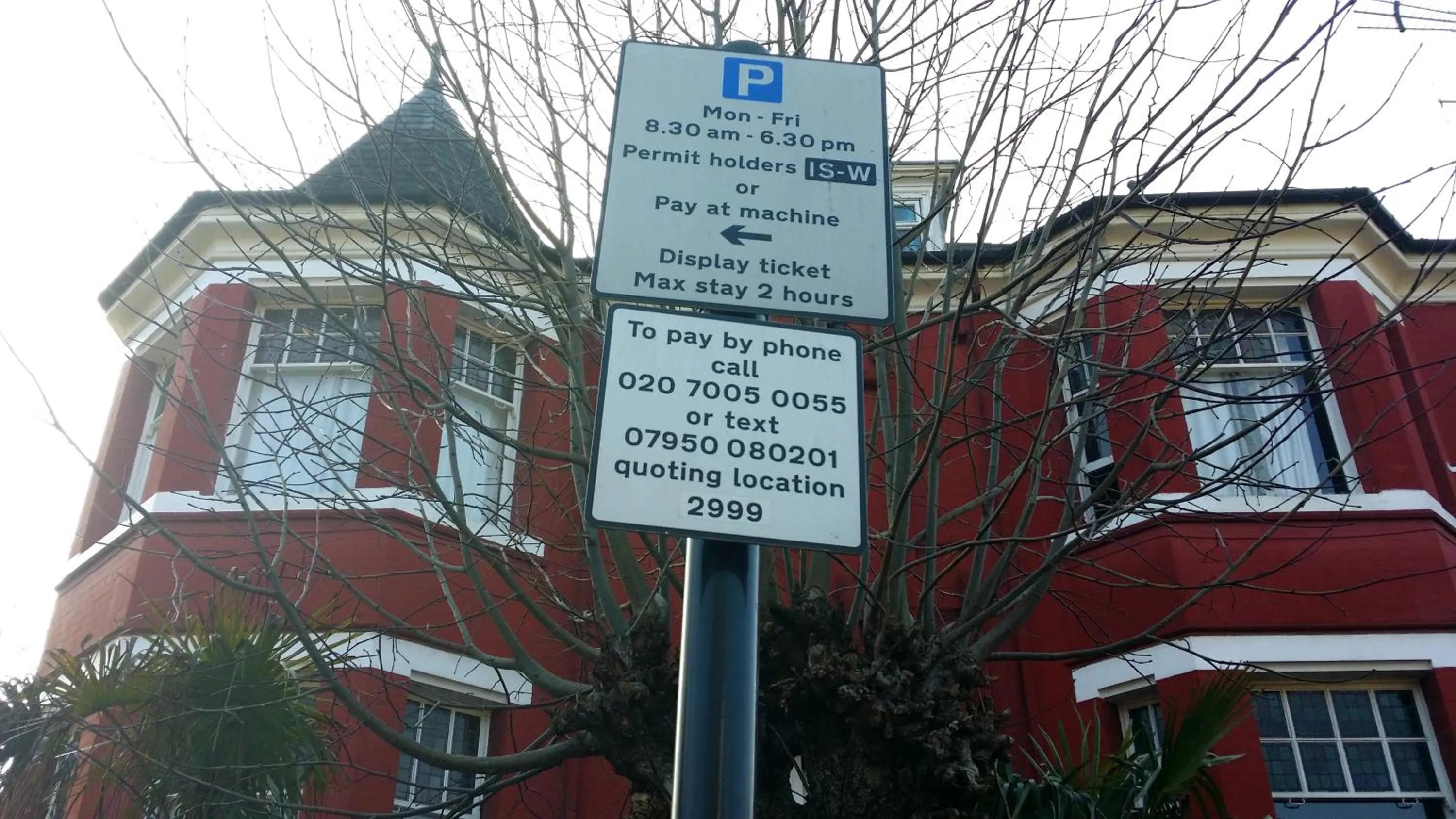 Facade/entrance in Charlie Hotel