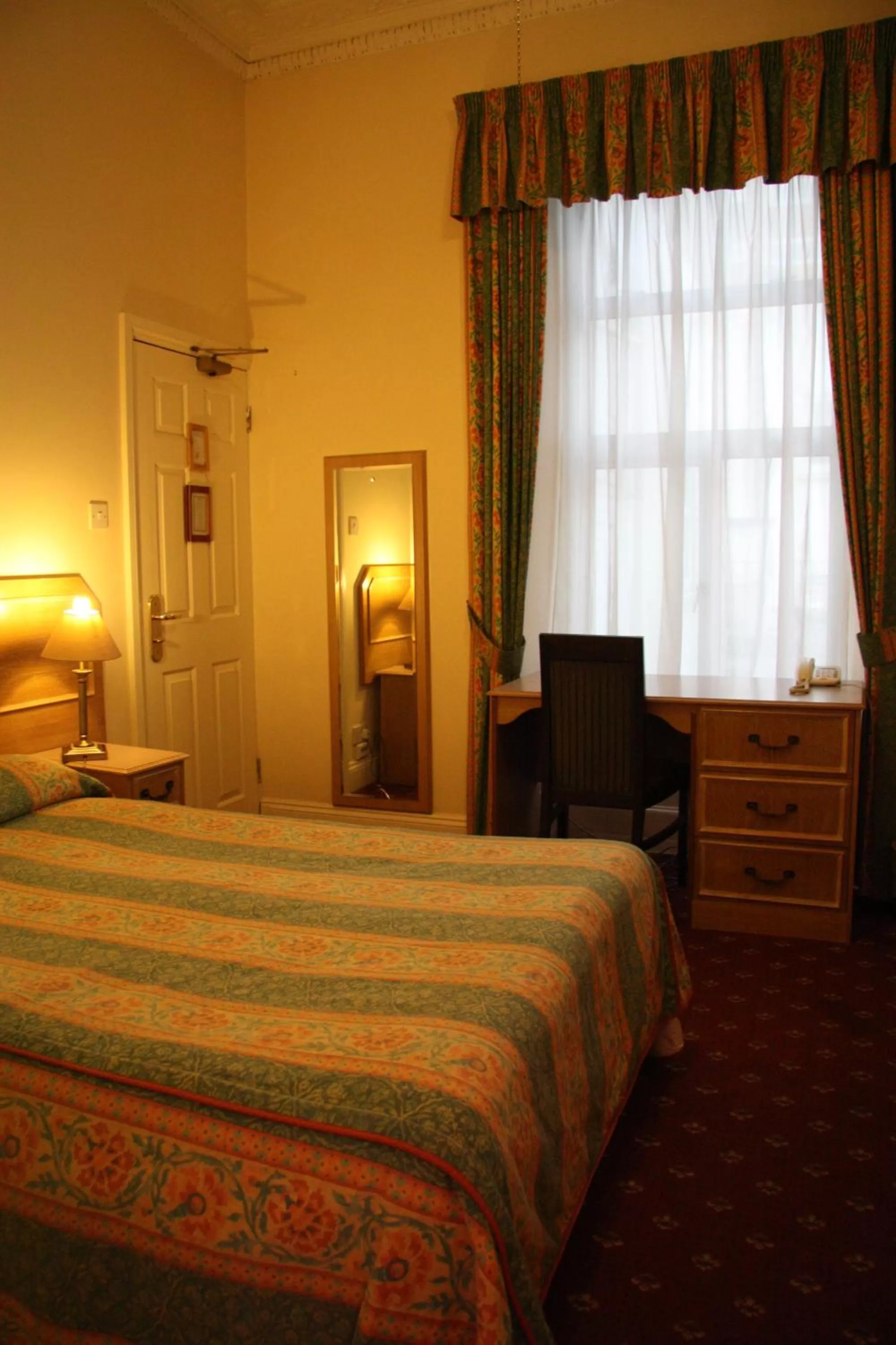 Bed in Admiral Hotel at Park Avenue