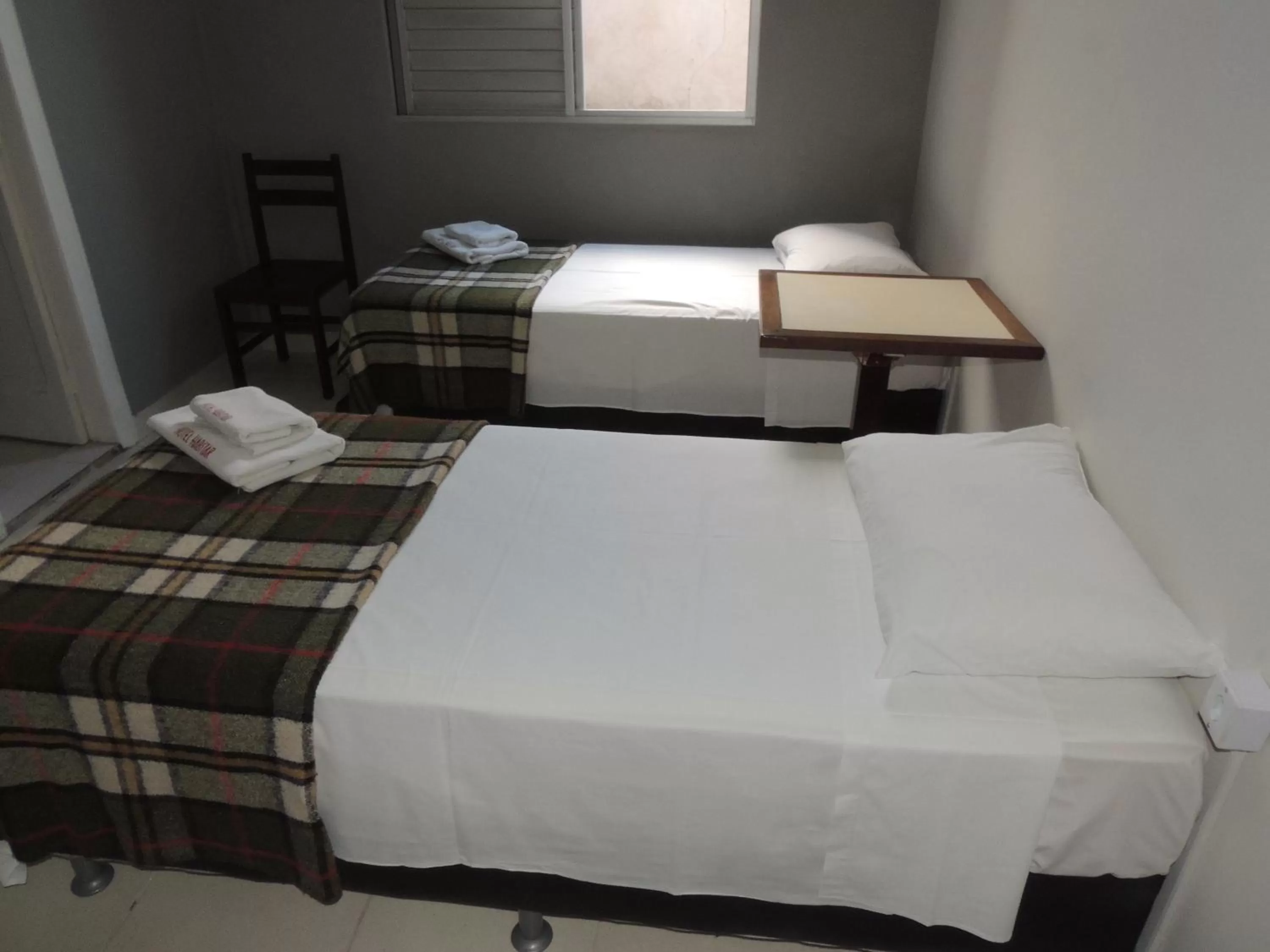Bed in Hotel Economy 888 - Próximo a Praça da Estação e Rodoviária