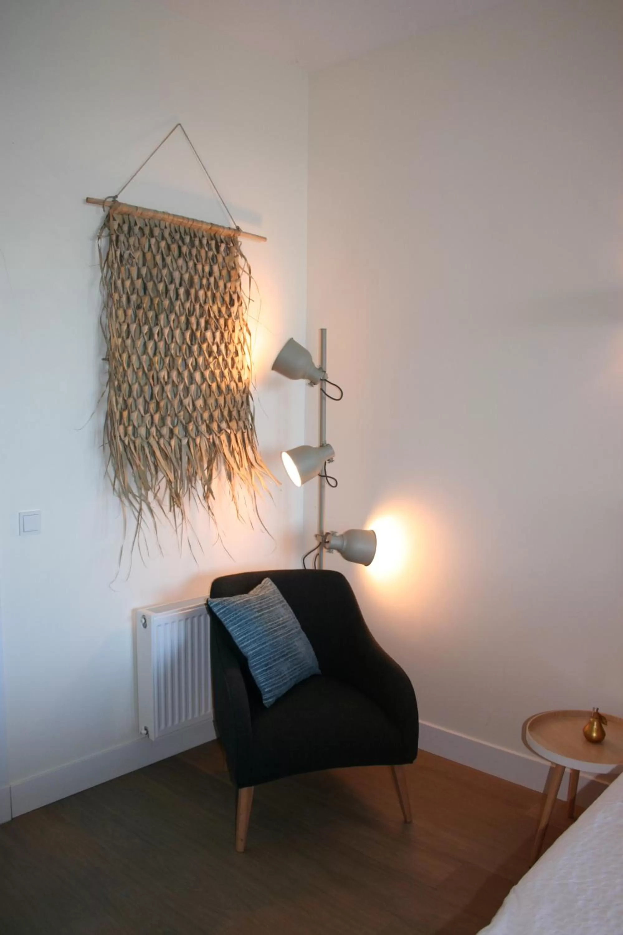 Decorative detail in Waterfront Studio