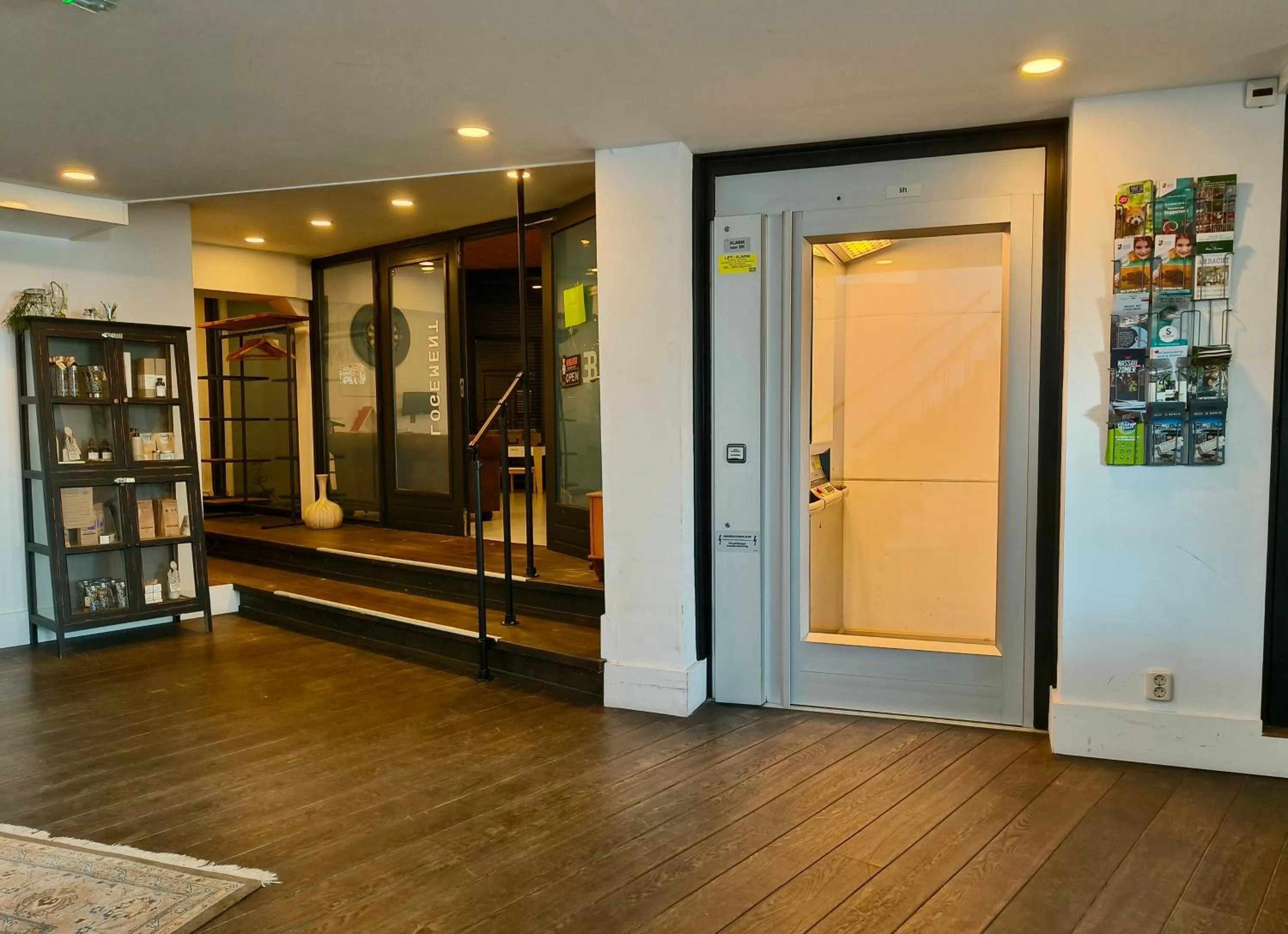 Property building in Logement 3B