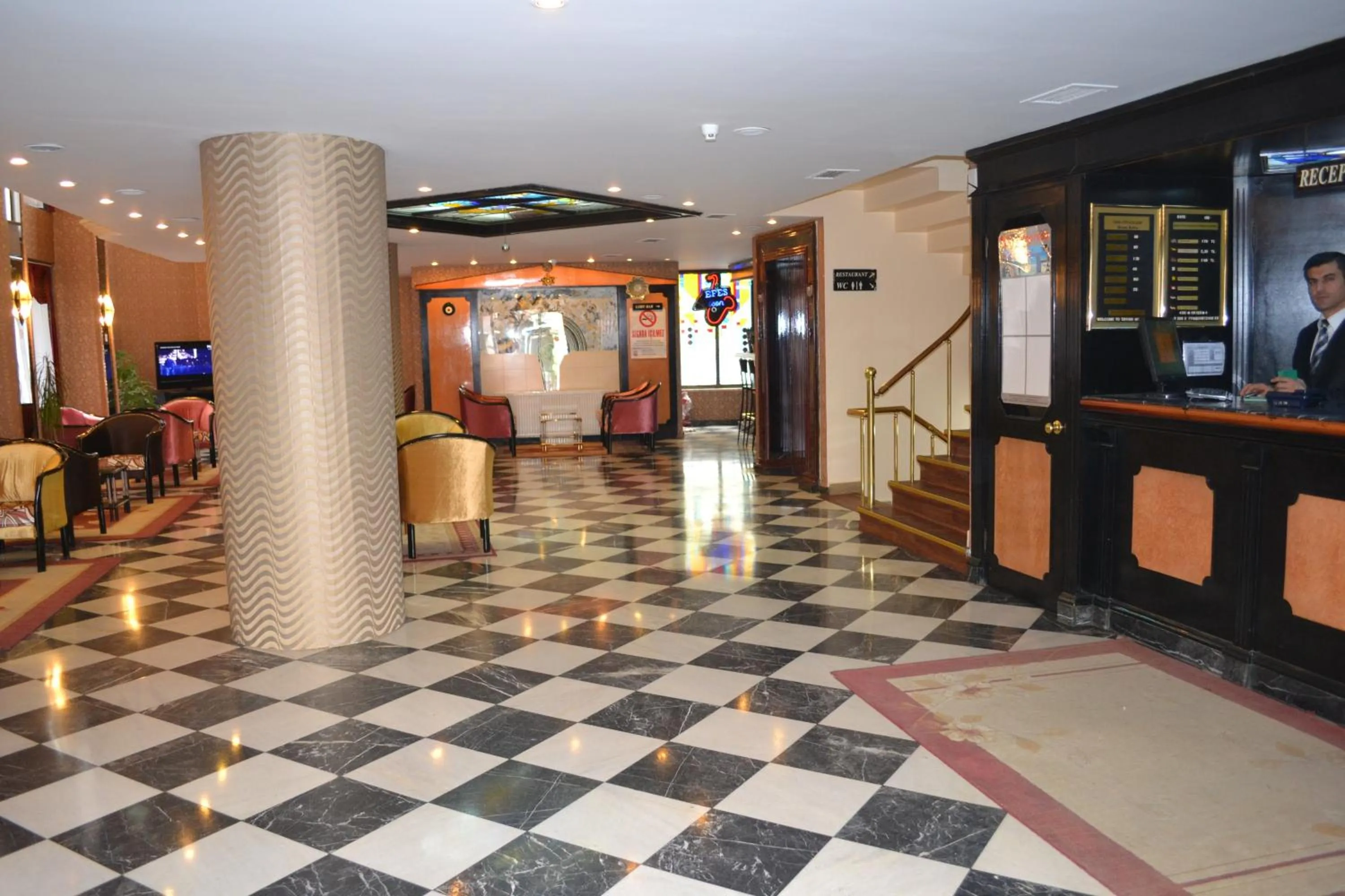 Lobby or reception in Tayhan Hotel