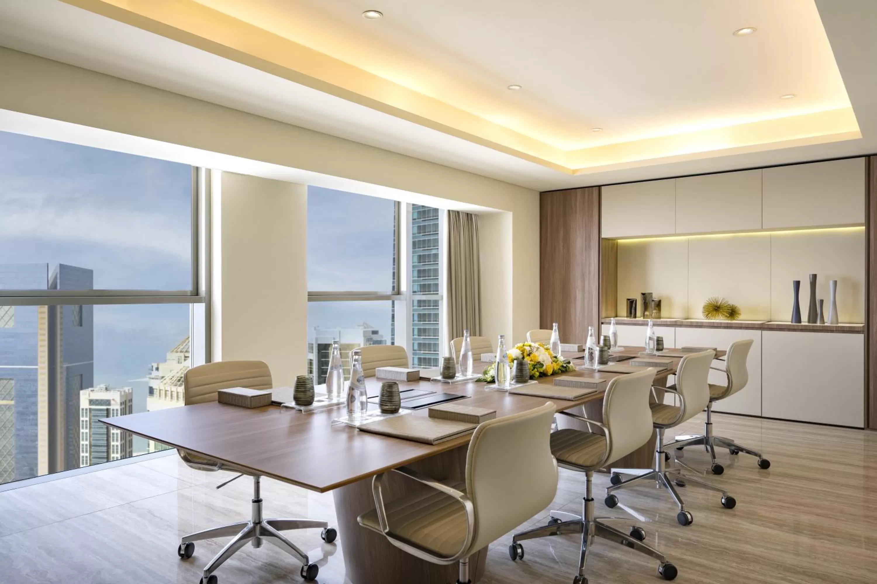 Business facilities in voco Doha West Bay Suites by IHG