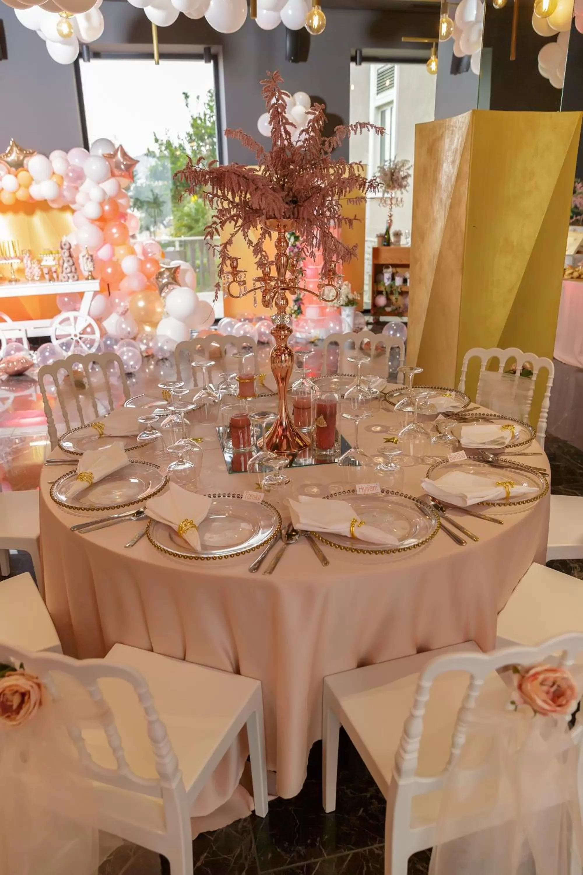 Restaurant/places to eat in Le Palazzine Hotel