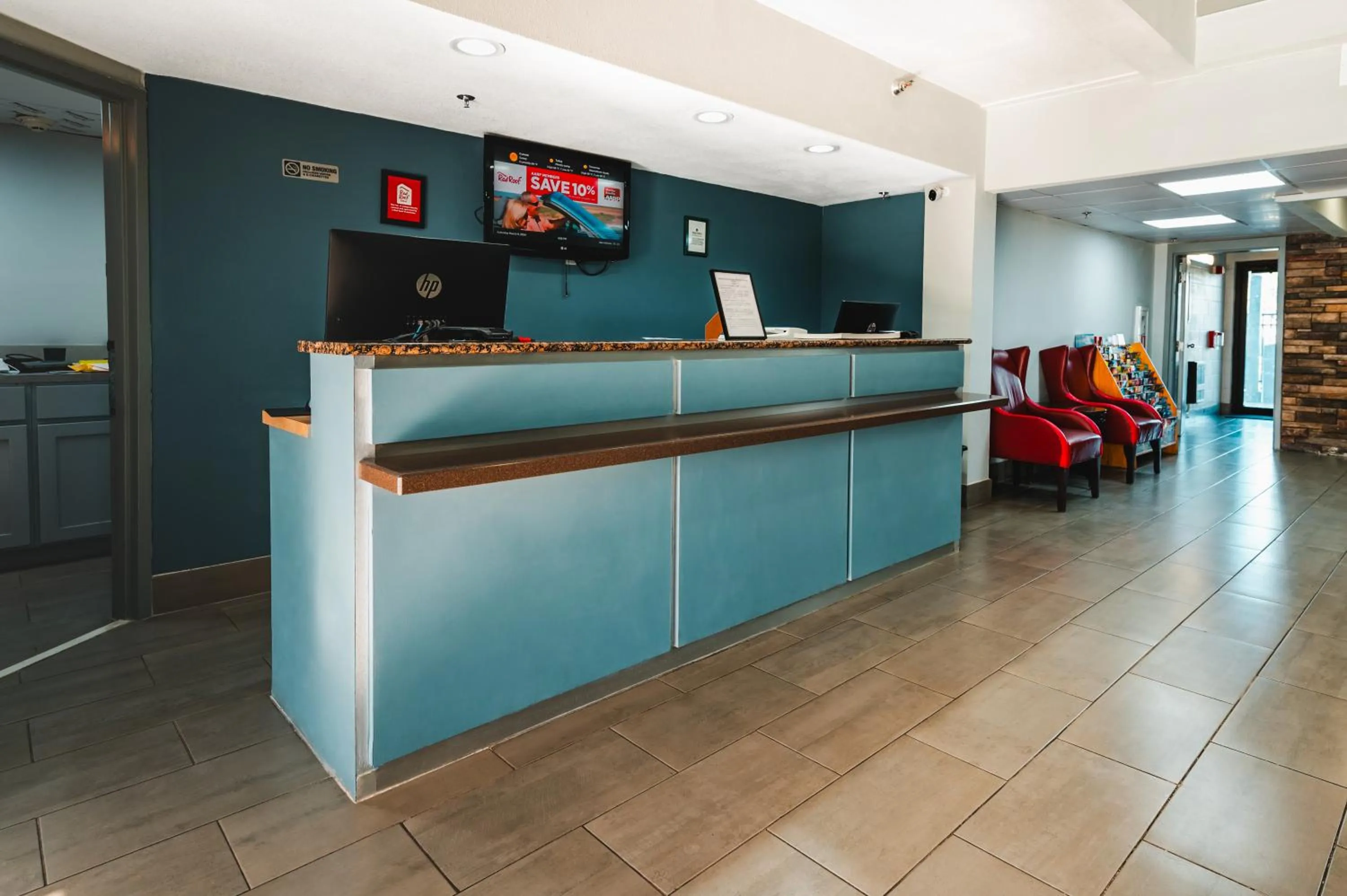 Lobby or reception in HomeTowne Studios by Red Roof San Antonio - SeaWorld Northwest