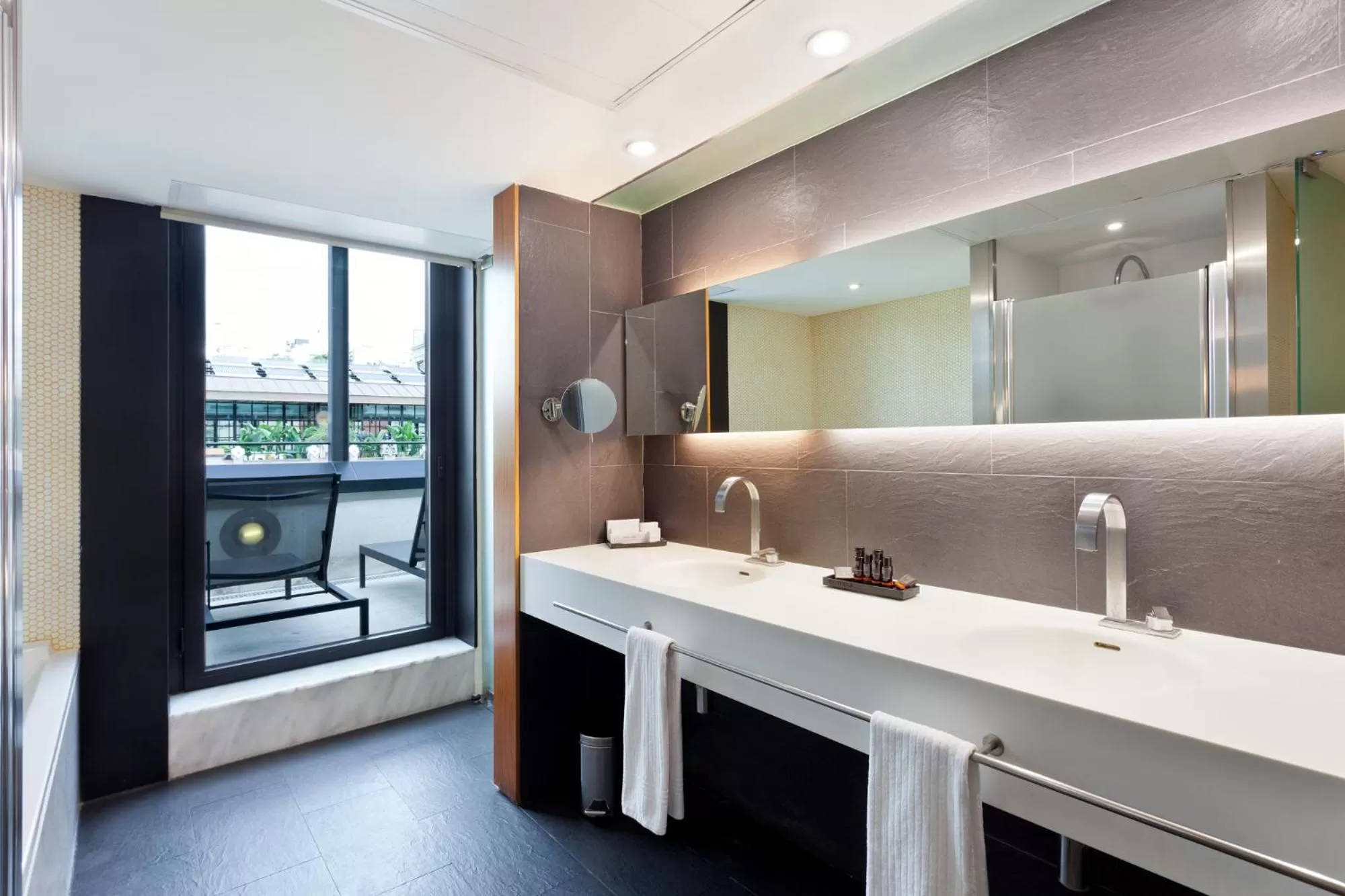 Bathroom in Hotel Condes de Barcelona