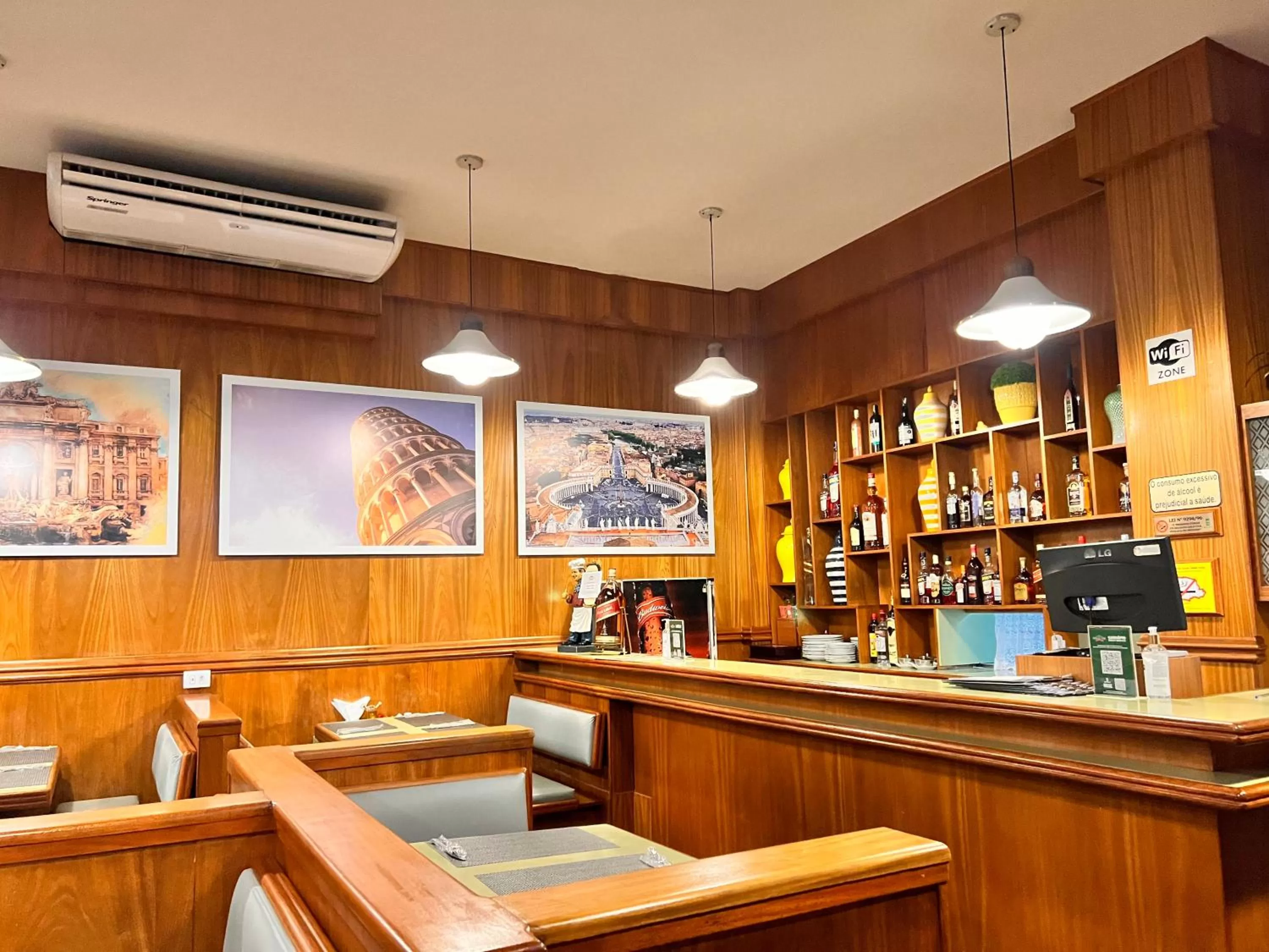 Restaurant/places to eat in Hotel Bella Italia