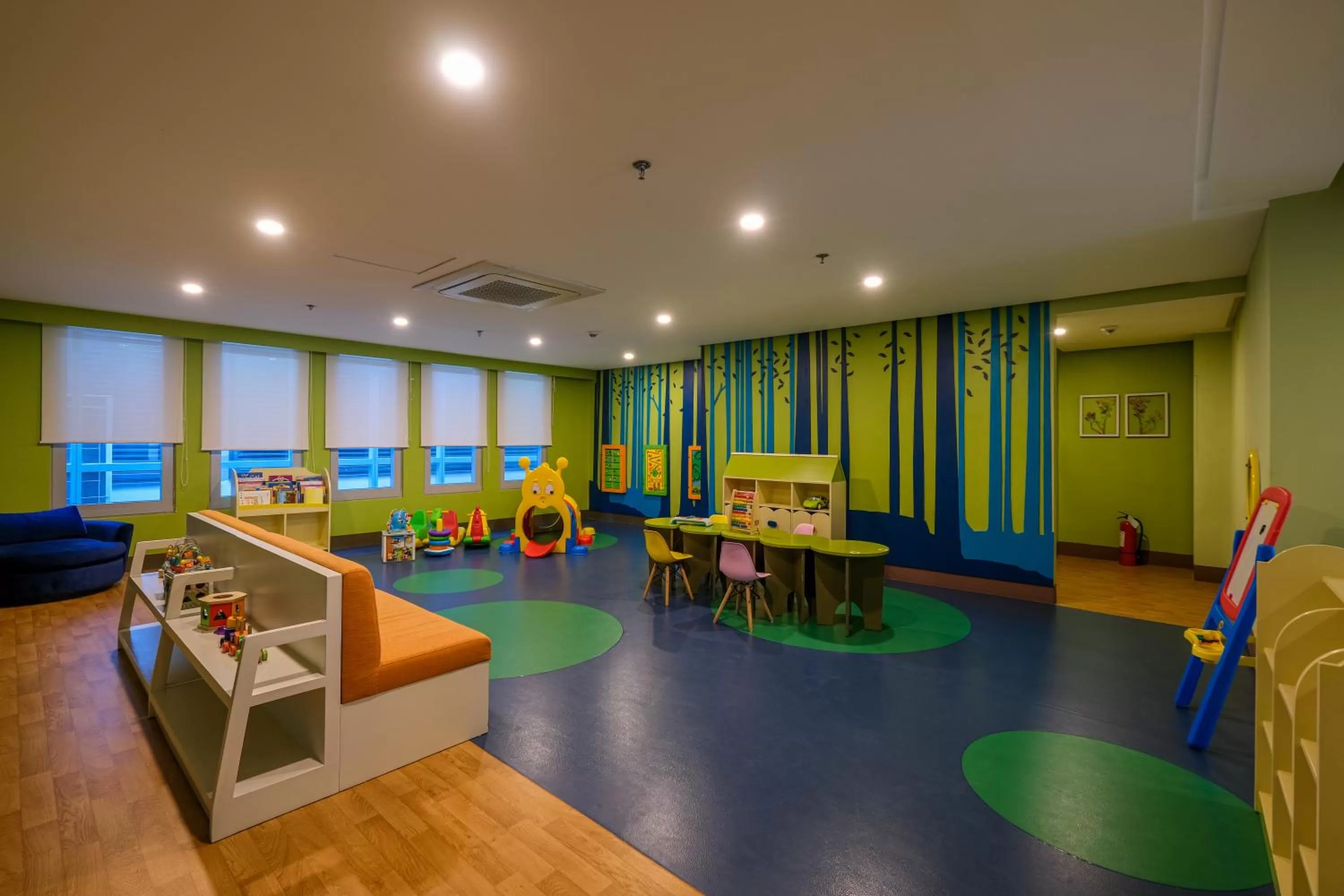 Kids's club in 1BR Suite in Uptown BGC
