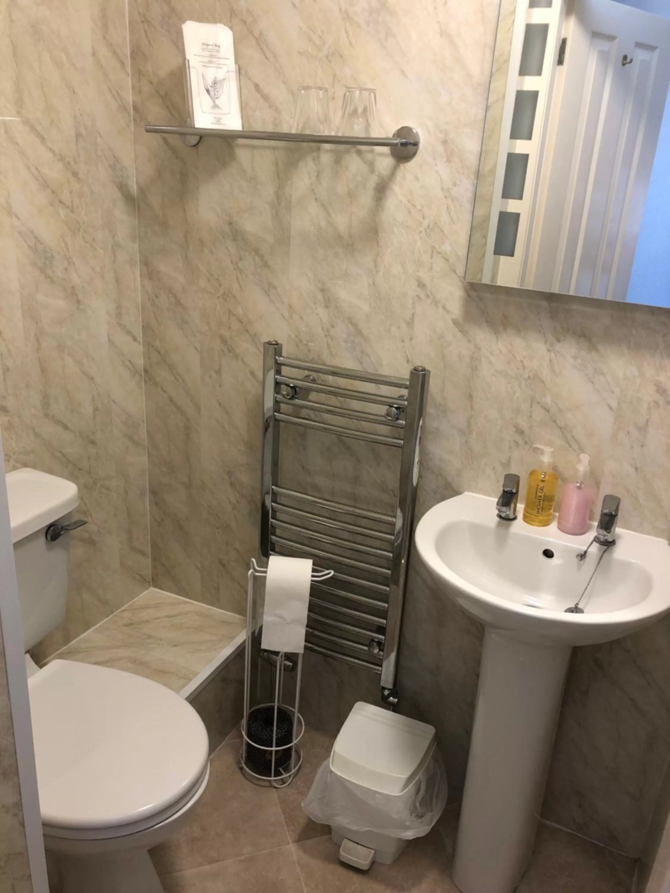 Bathroom in Southbourne Guest House