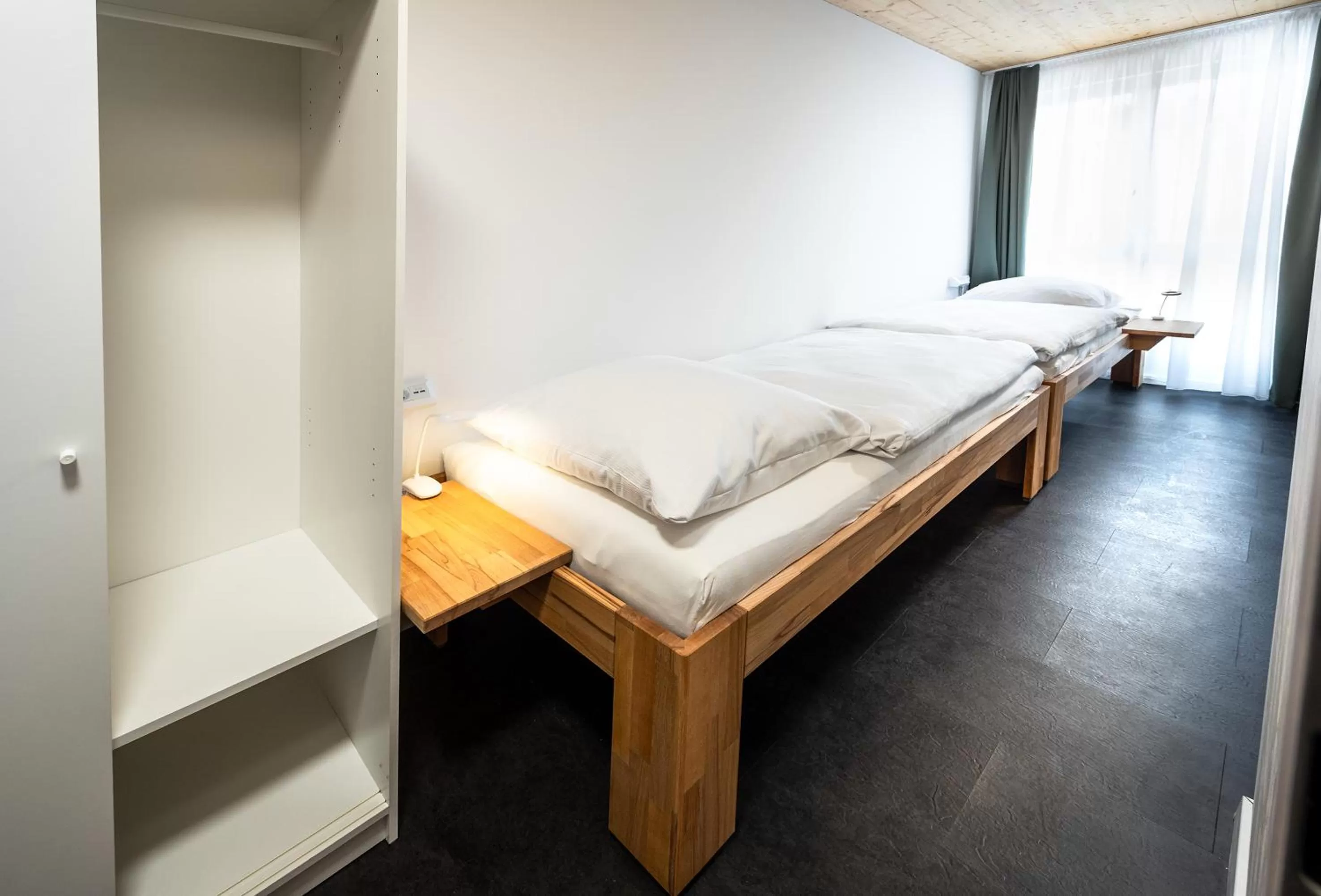 Bed in Boardinghouse-Landau