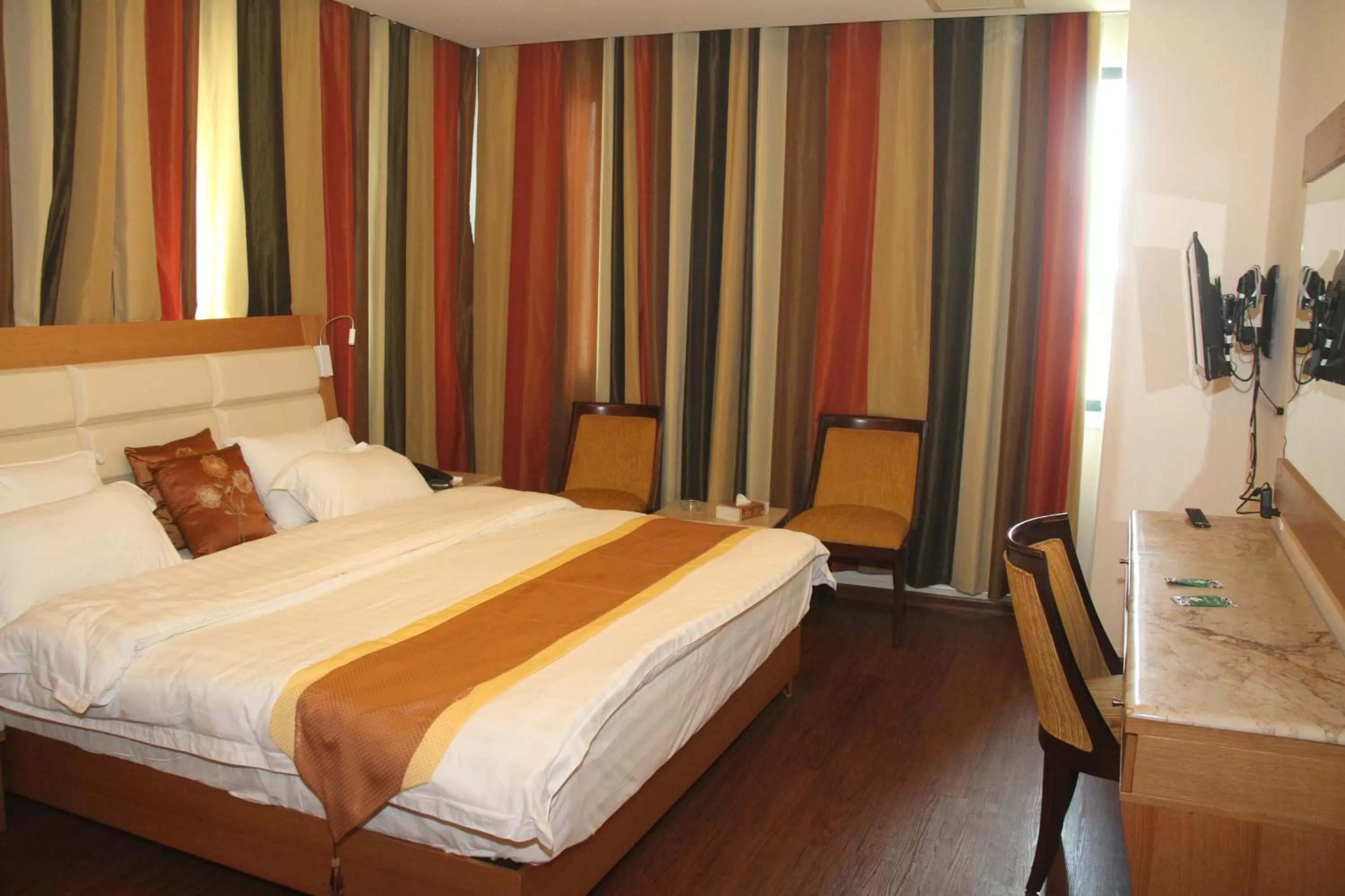 Bedroom, Room Photo in Saleem Afandi Hotel