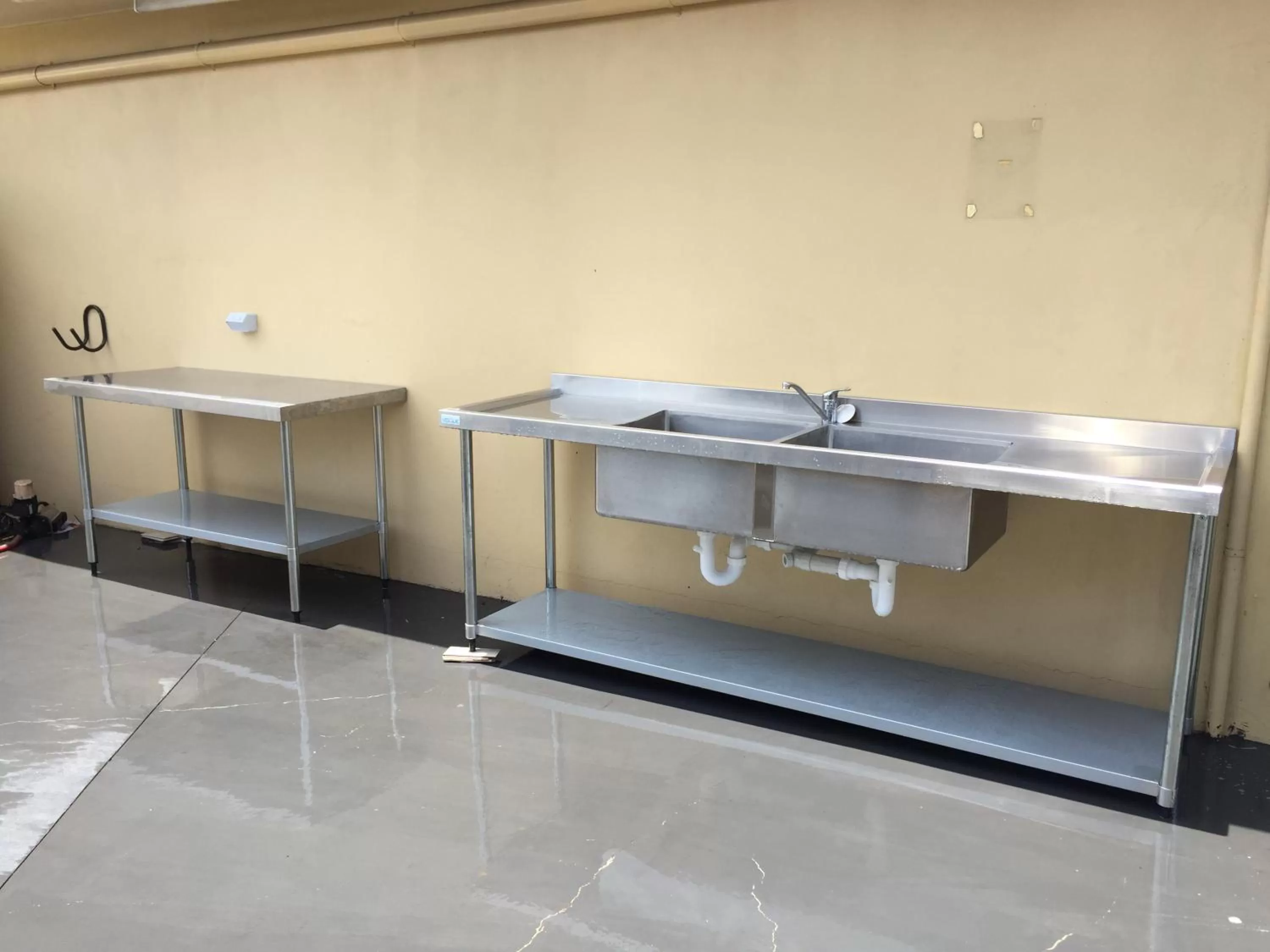 BBQ facilities in James Street Motor Inn