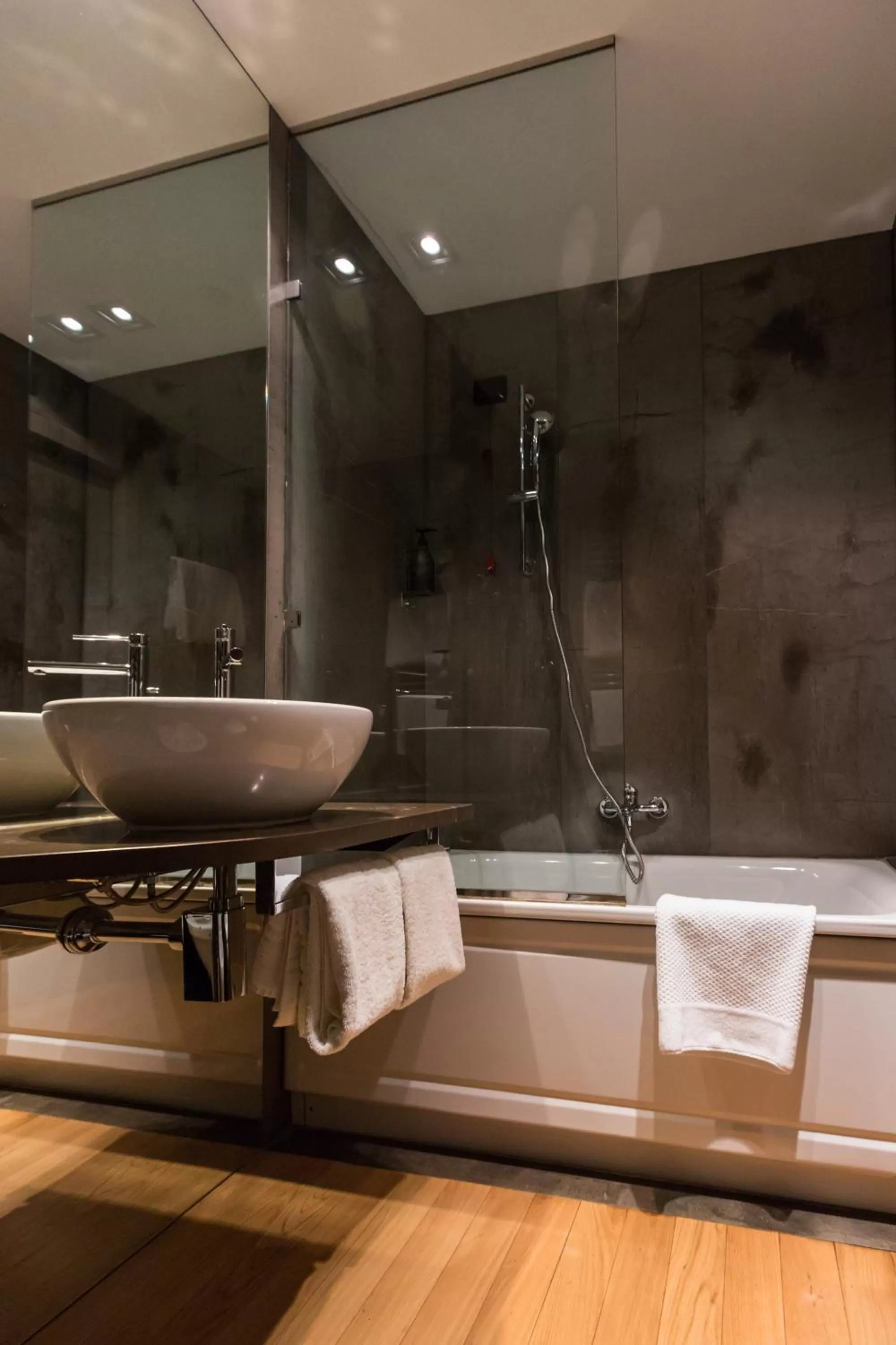 Bathroom in Best Western Plus The Hub Hotel