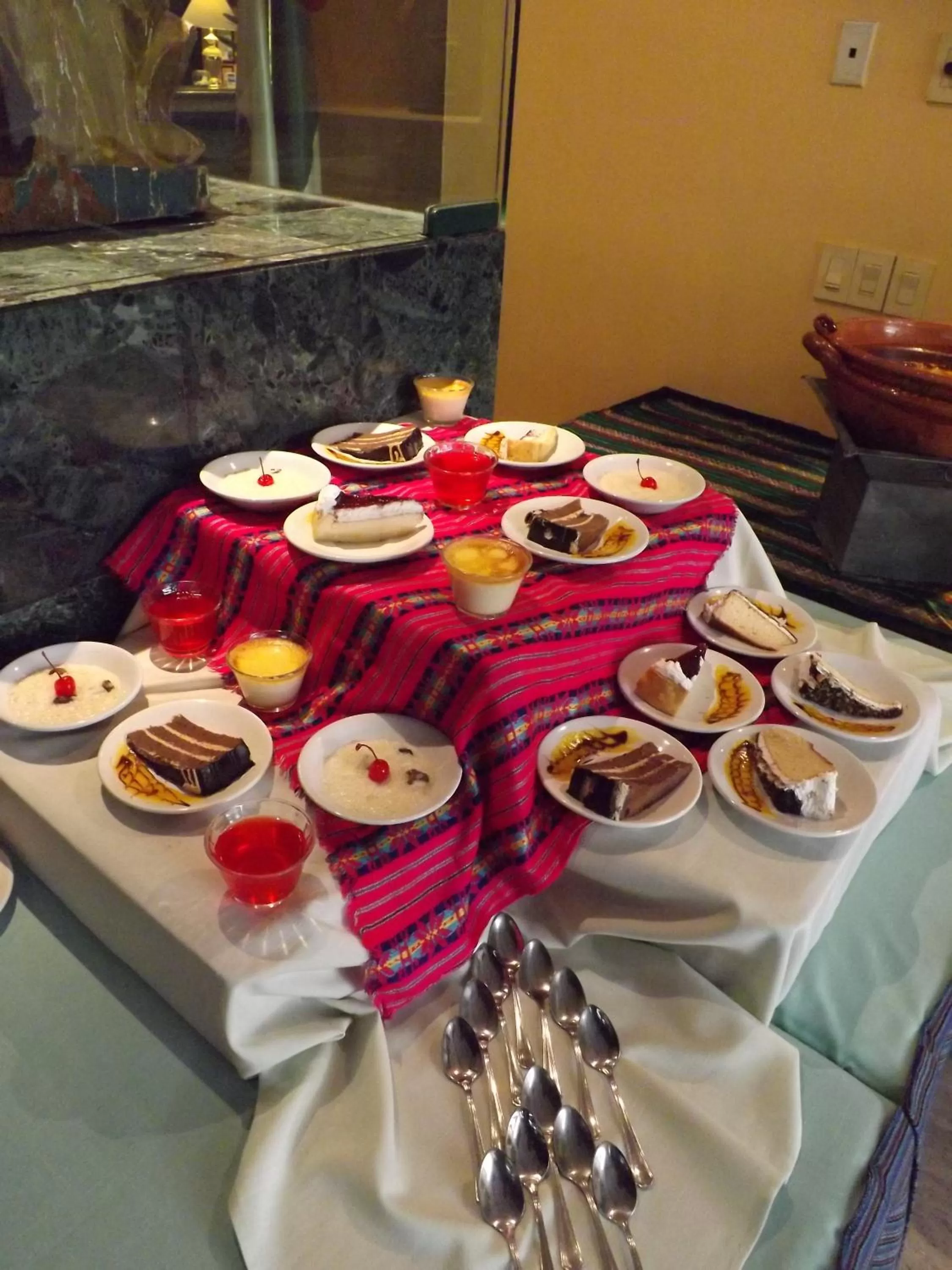 Food in Pedregal Palace